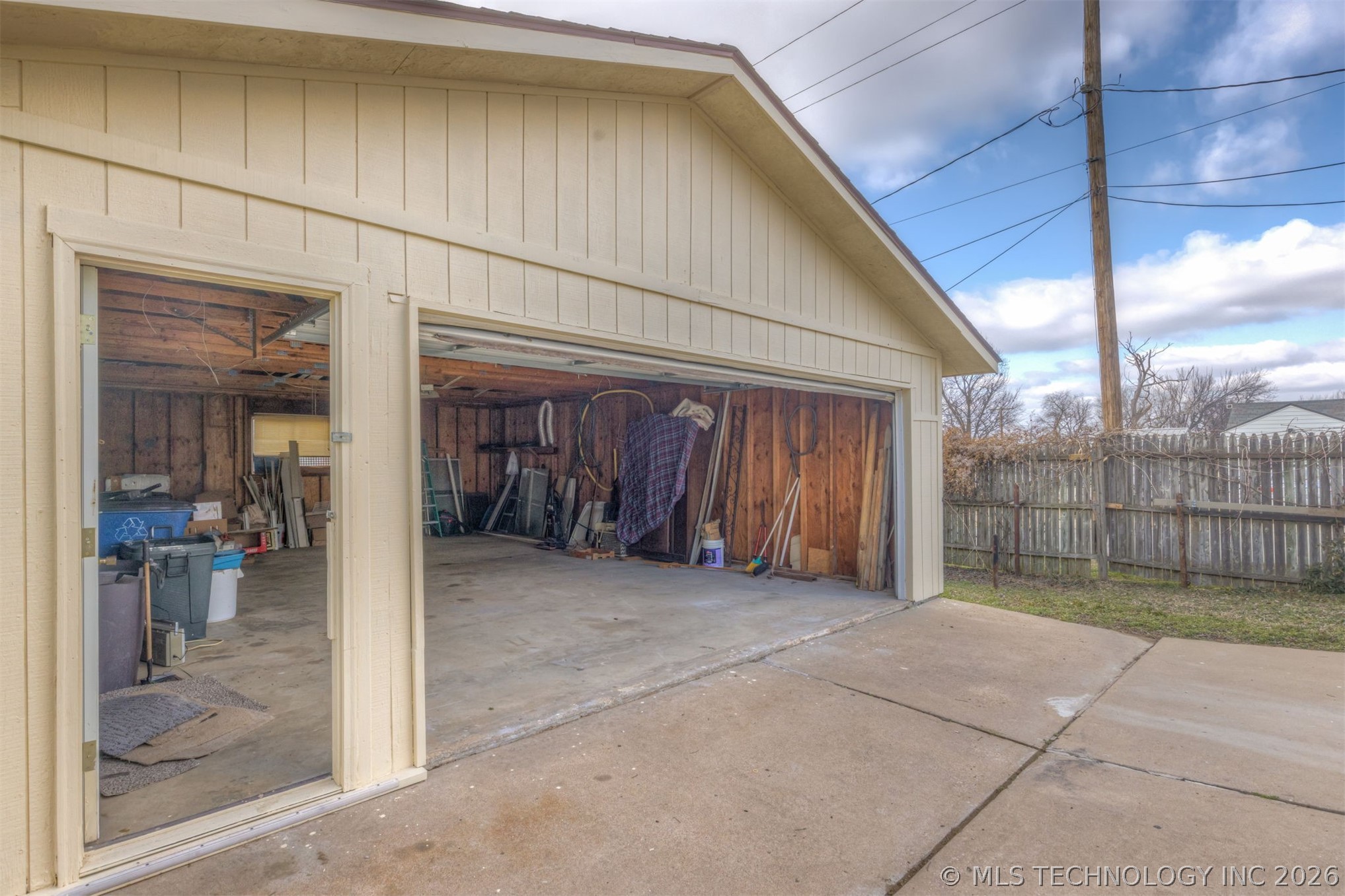 1348 N Toledo Avenue Property Photo 32