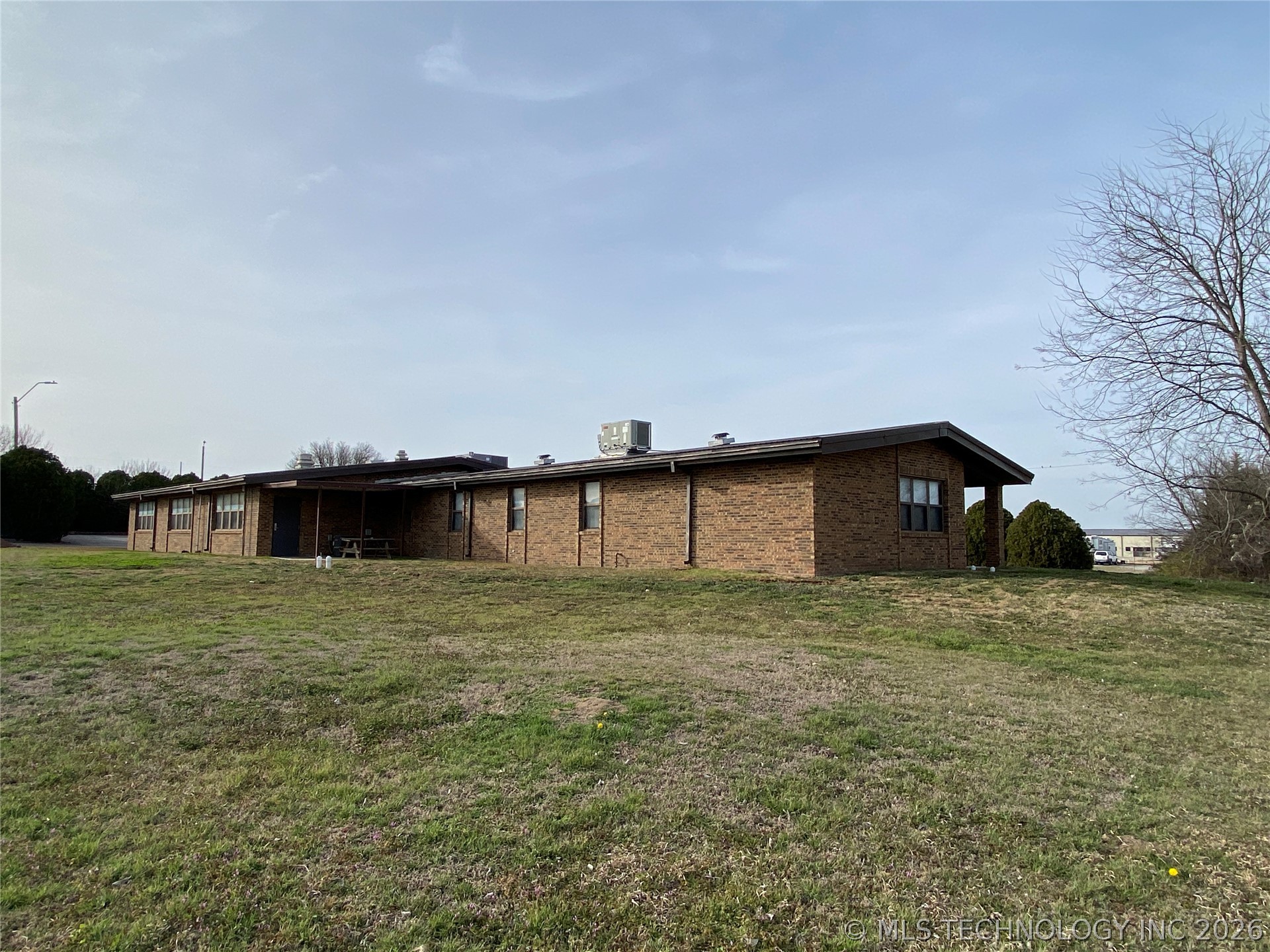 829 Elks Boulevard Property Photo 2