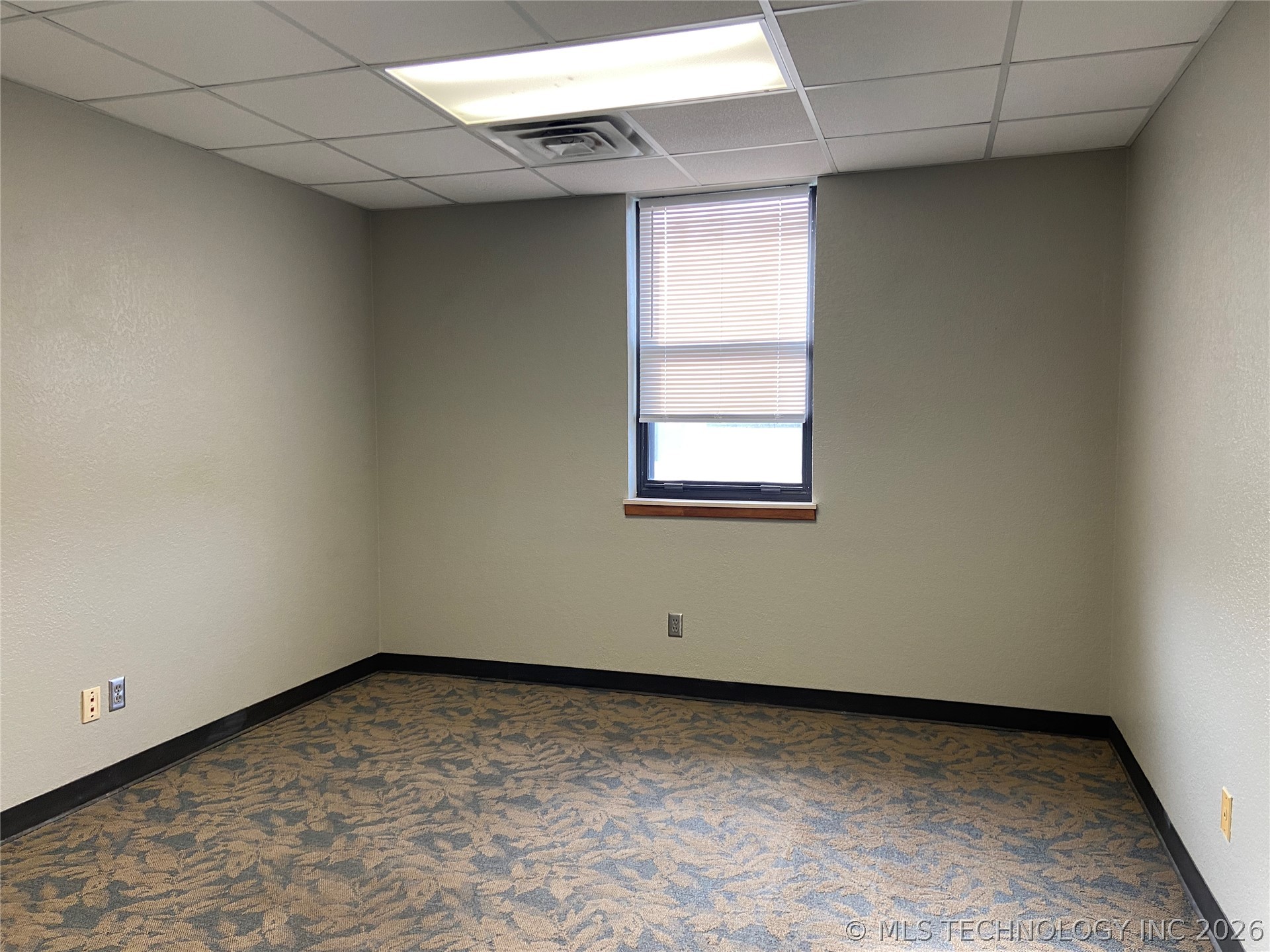 829 Elks Boulevard Property Photo 20