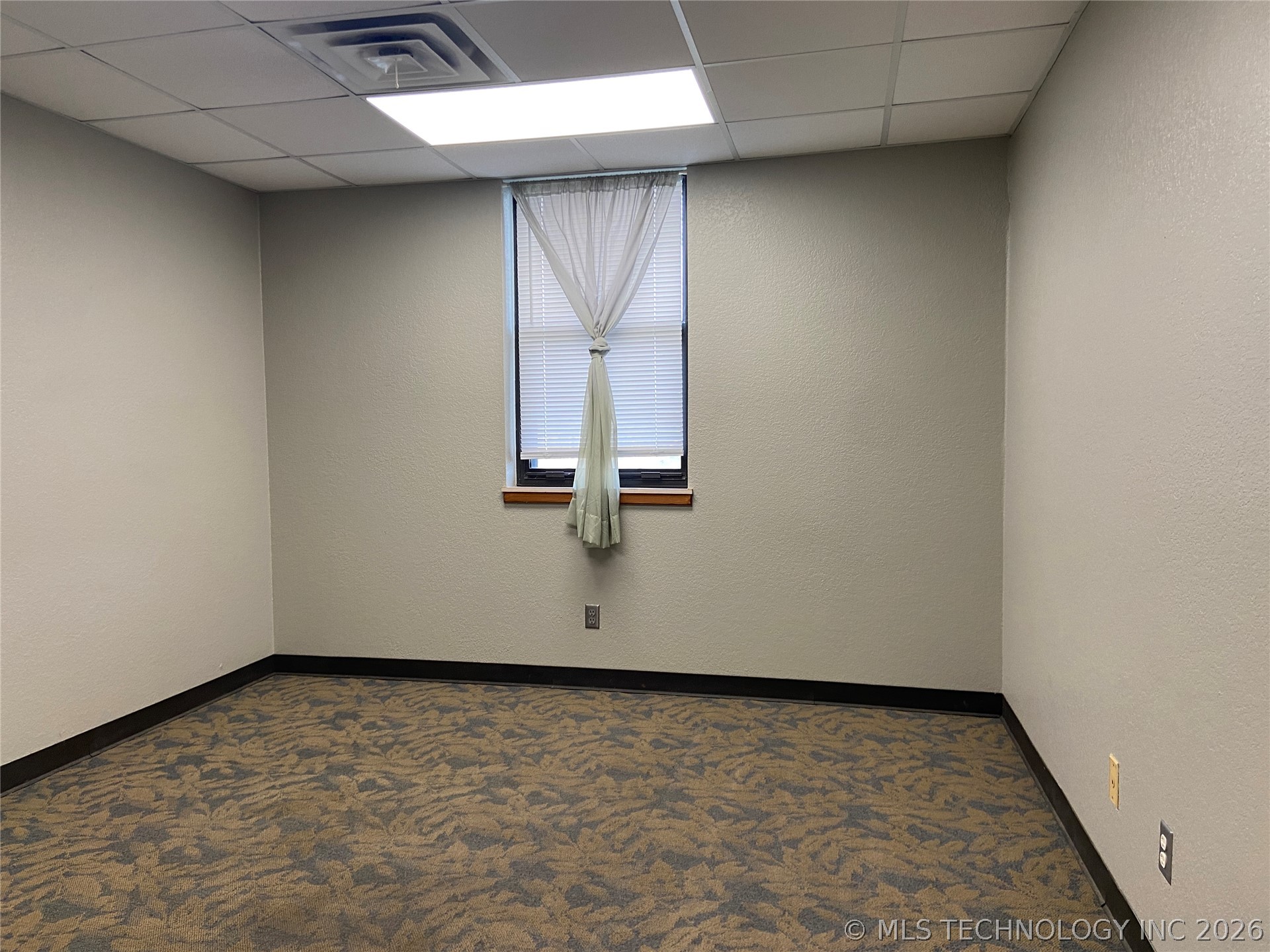 829 Elks Boulevard Property Photo 21