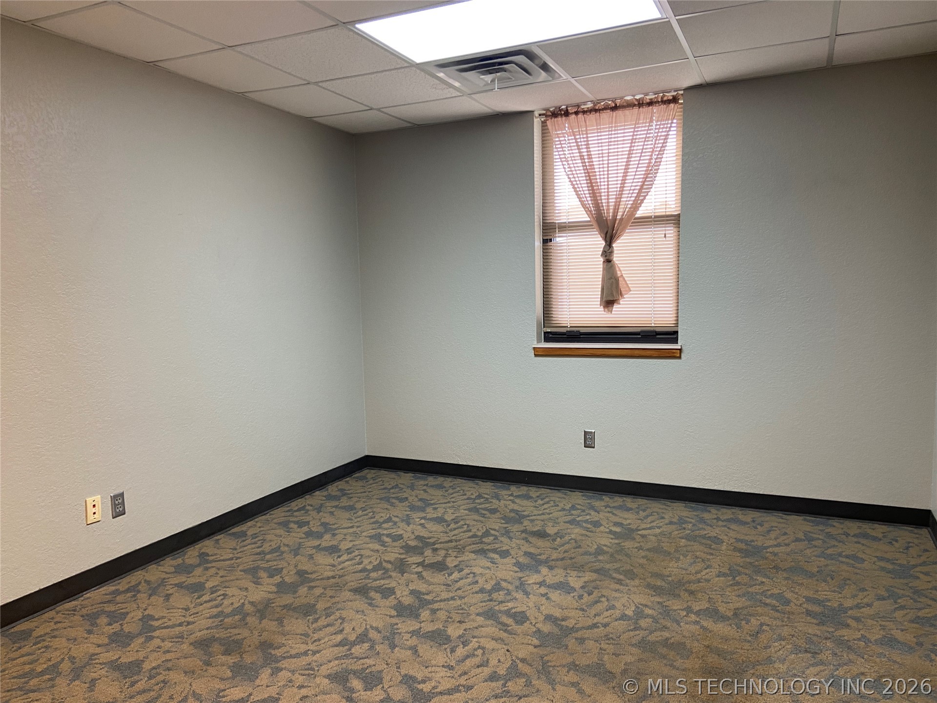 829 Elks Boulevard Property Photo 22