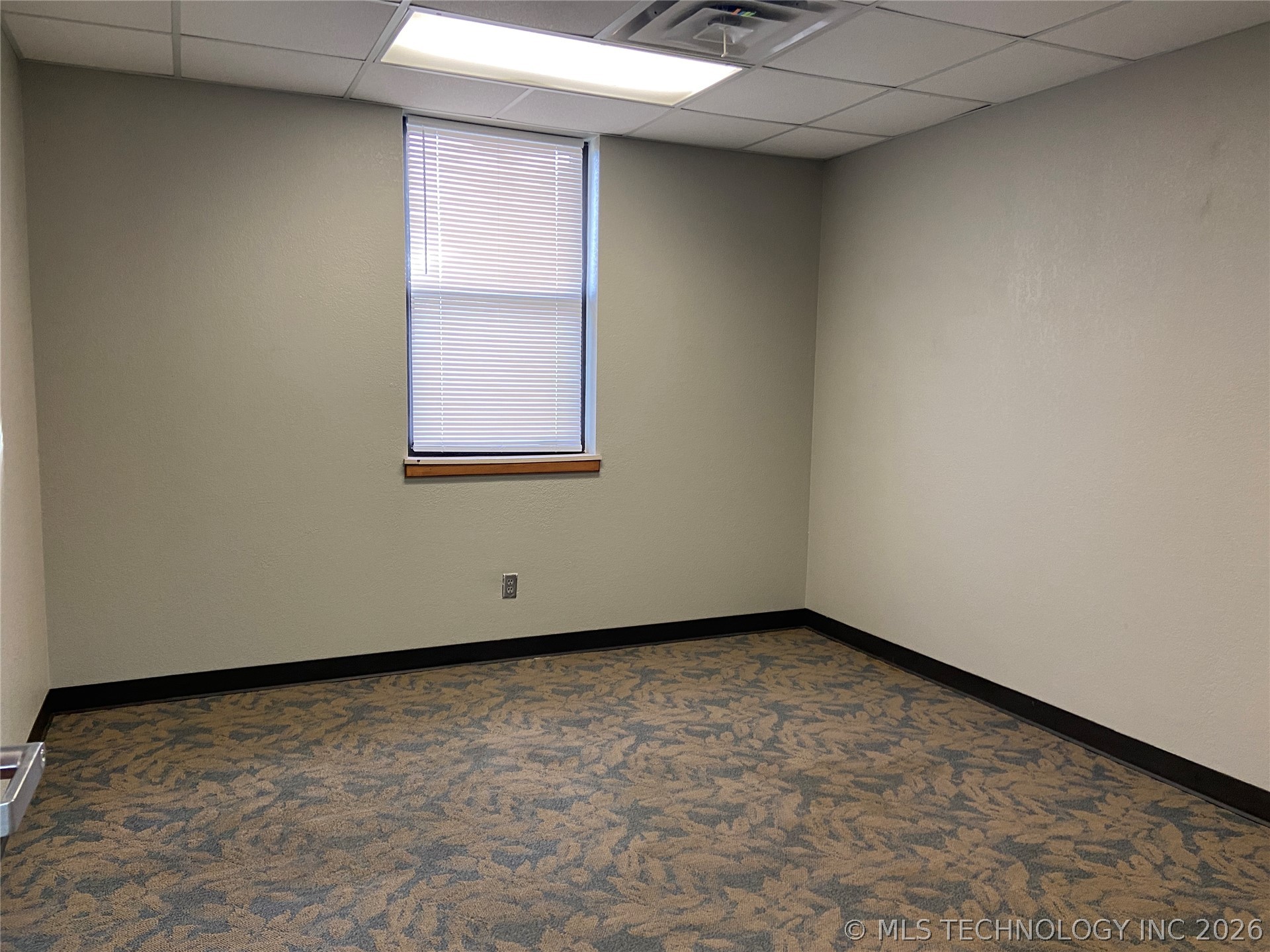 829 Elks Boulevard Property Photo 34