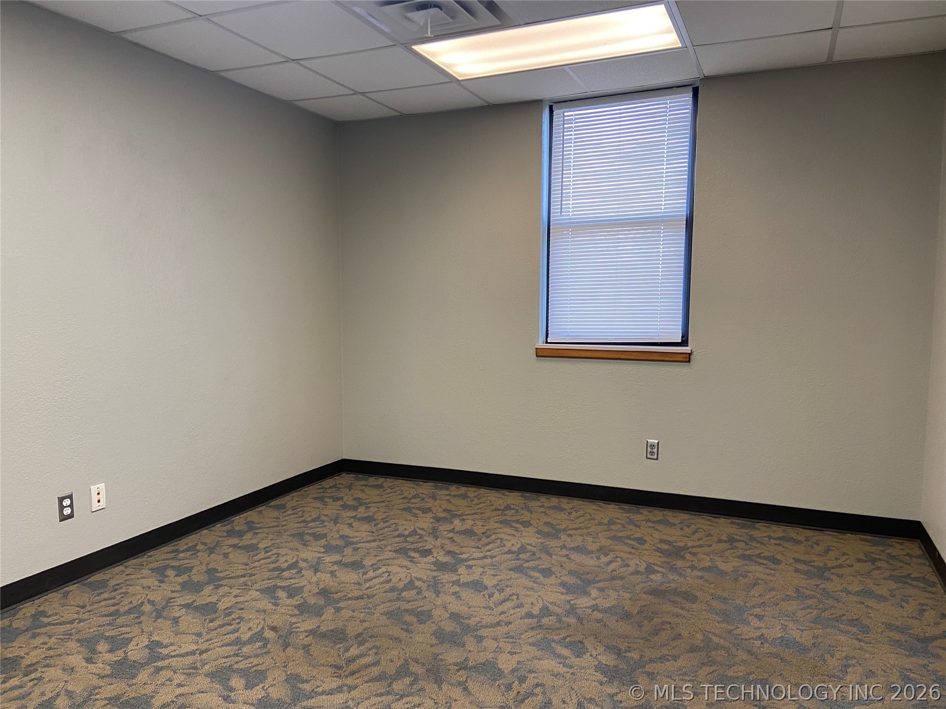 829 Elks Boulevard Property Photo 35