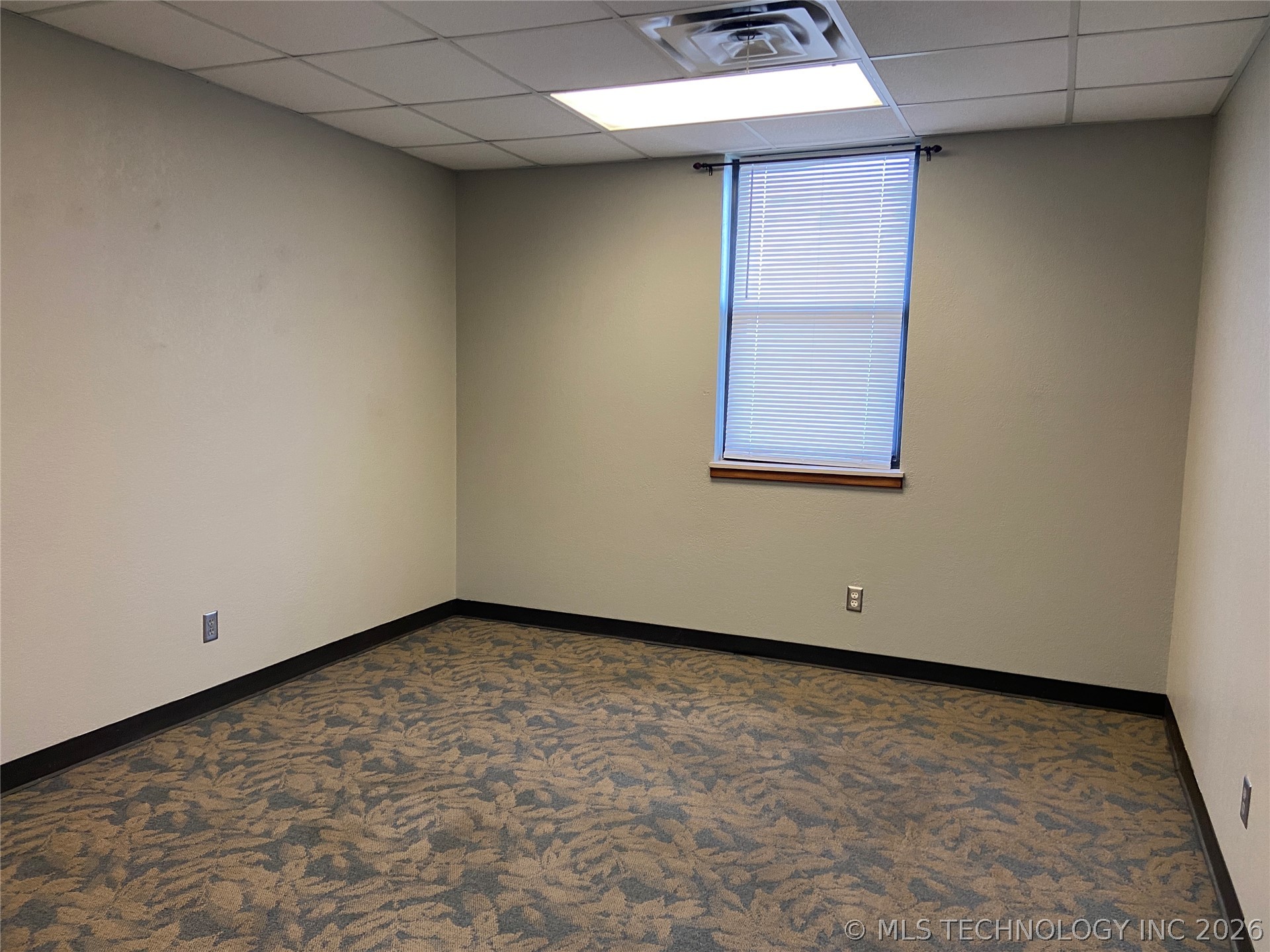 829 Elks Boulevard Property Photo 37