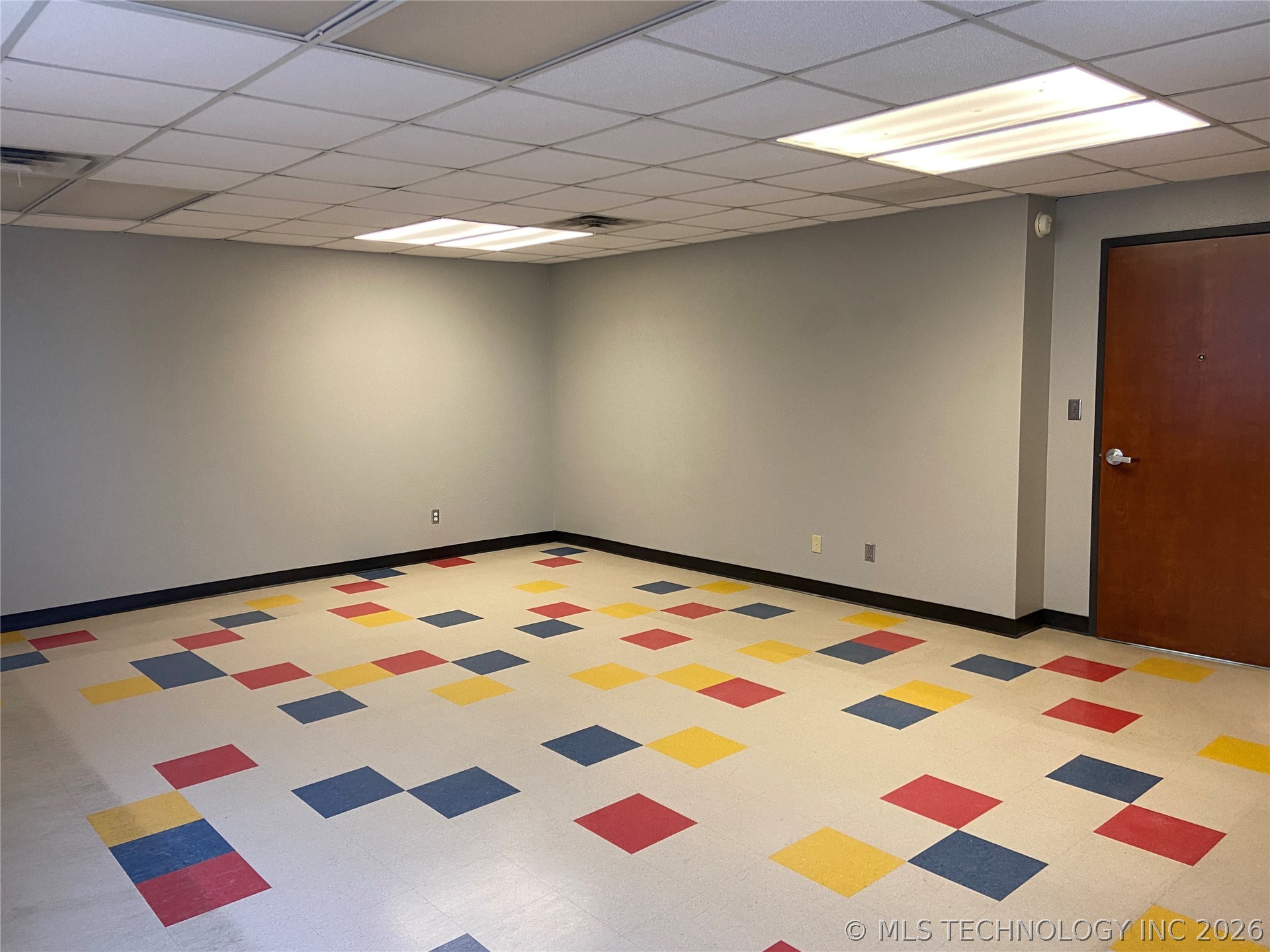 829 Elks Boulevard Property Photo 39