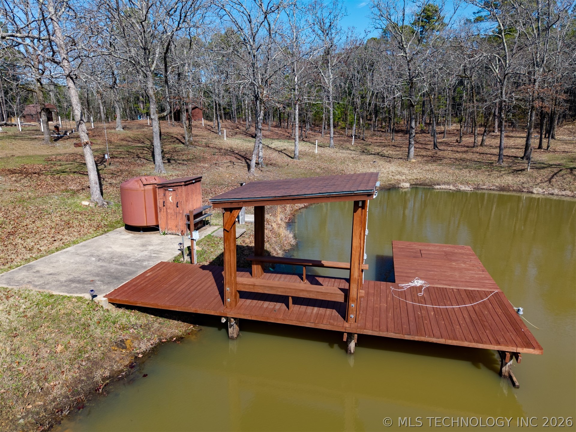 386 Ne A Property Photo 4