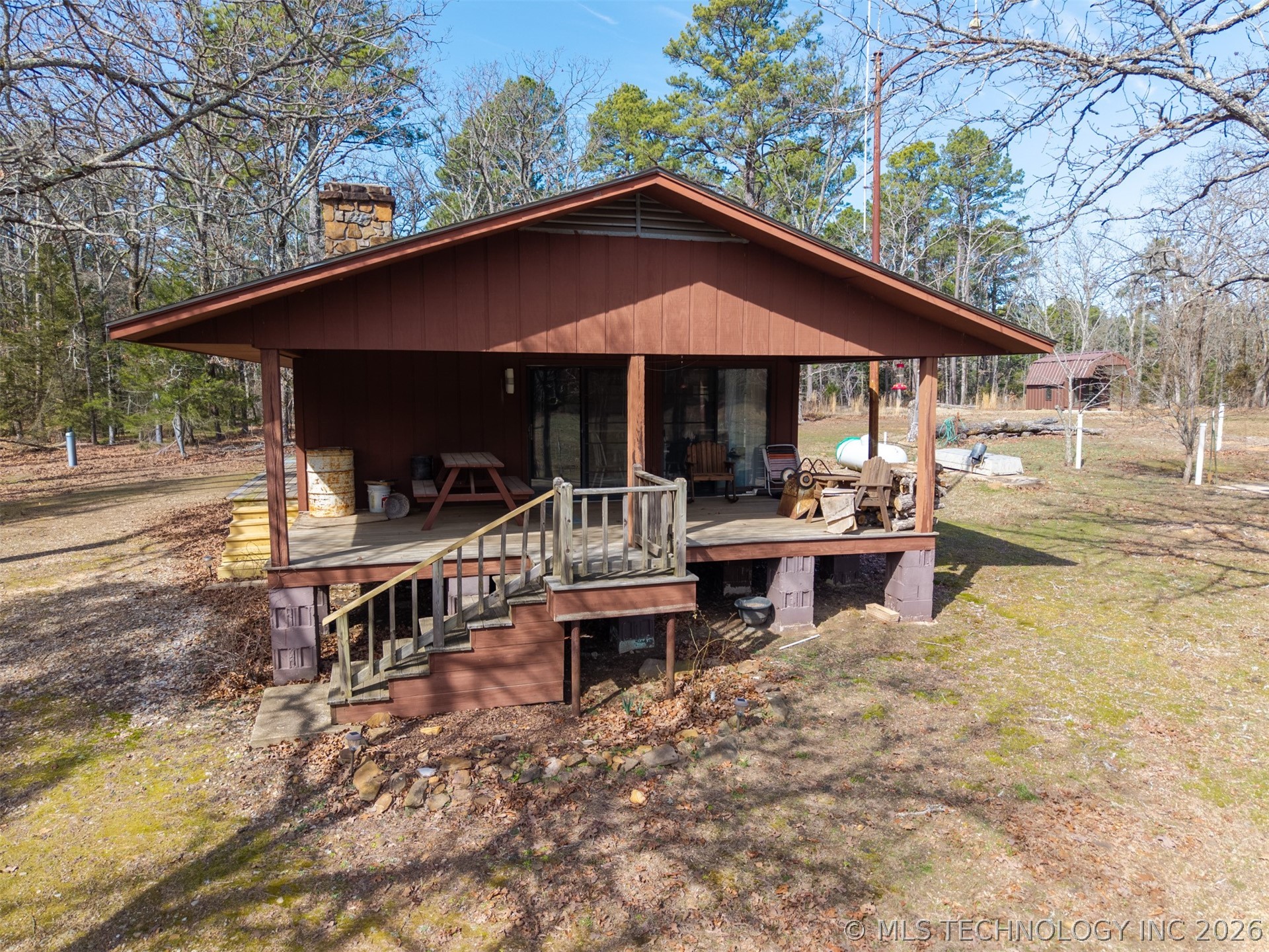 386 Ne A Property Photo 6
