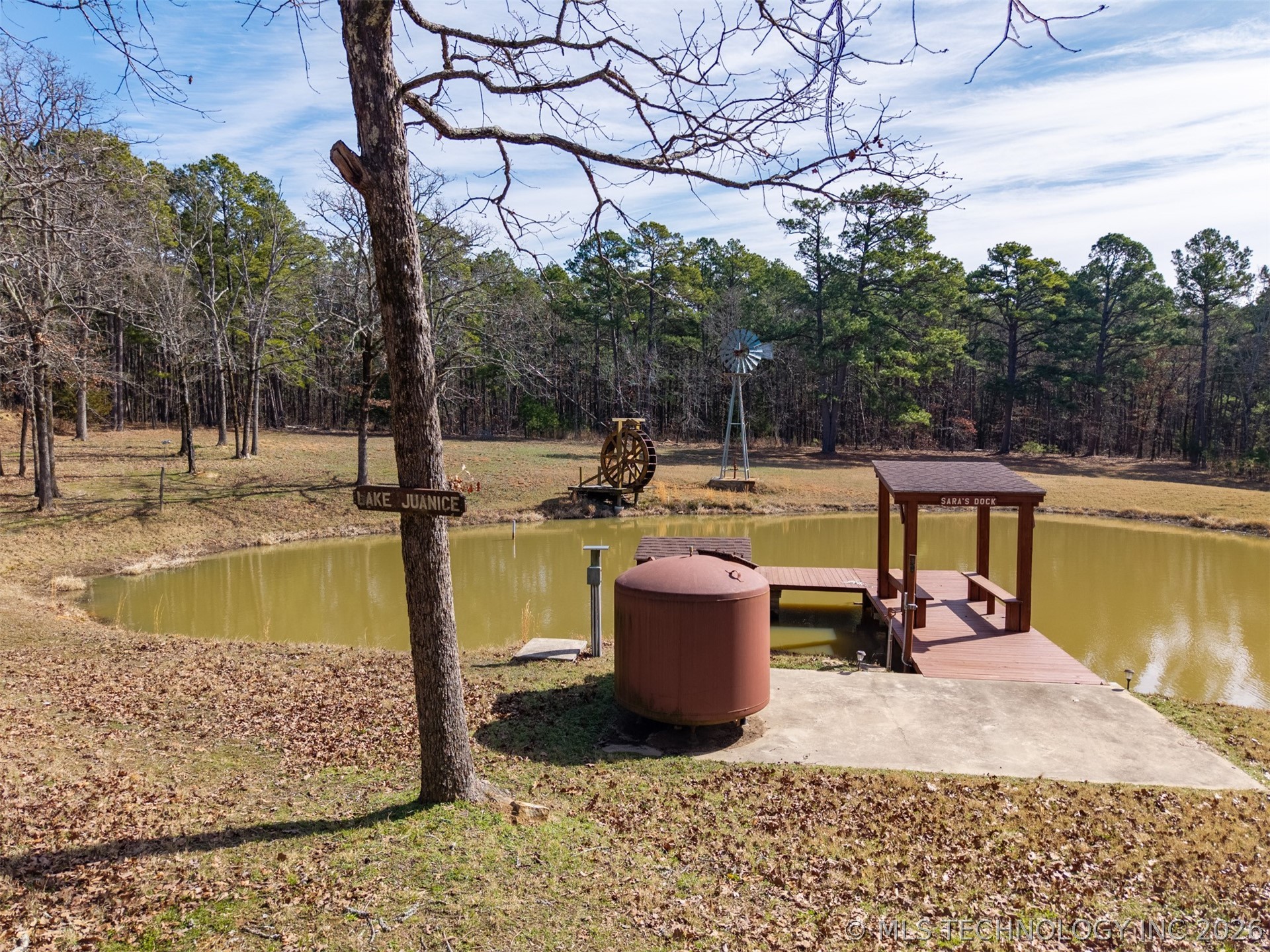 386 Ne A Property Photo 26