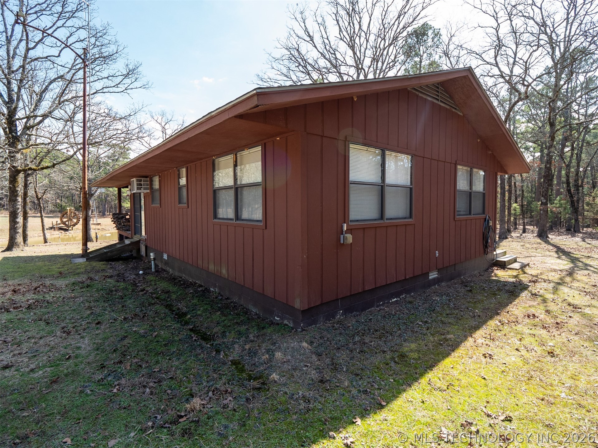 386 Ne A Property Photo 43