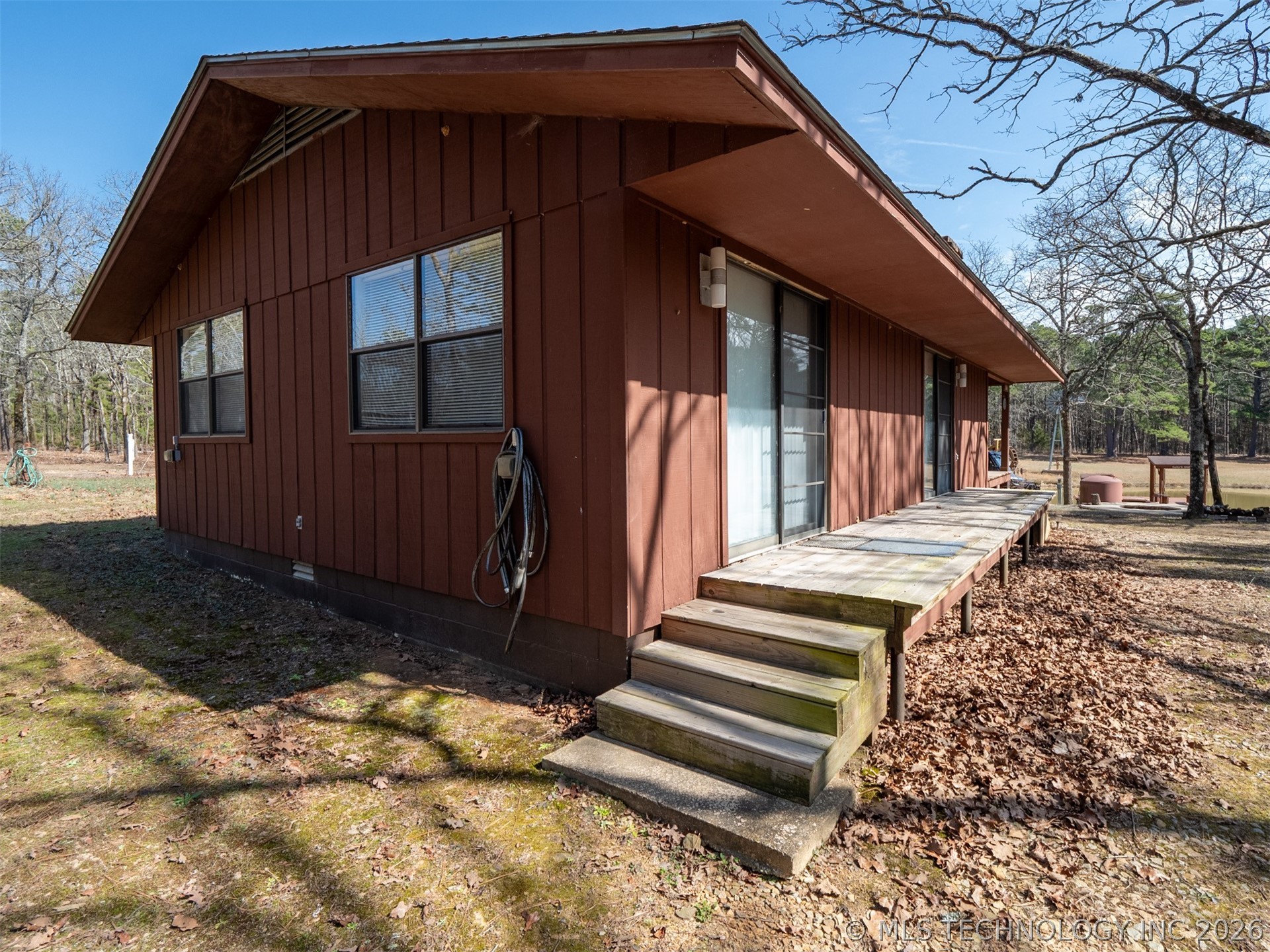 386 Ne A Property Photo 44