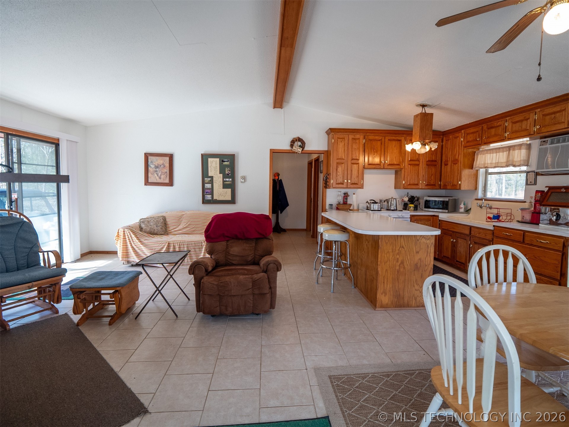 386 Ne A Property Photo 46