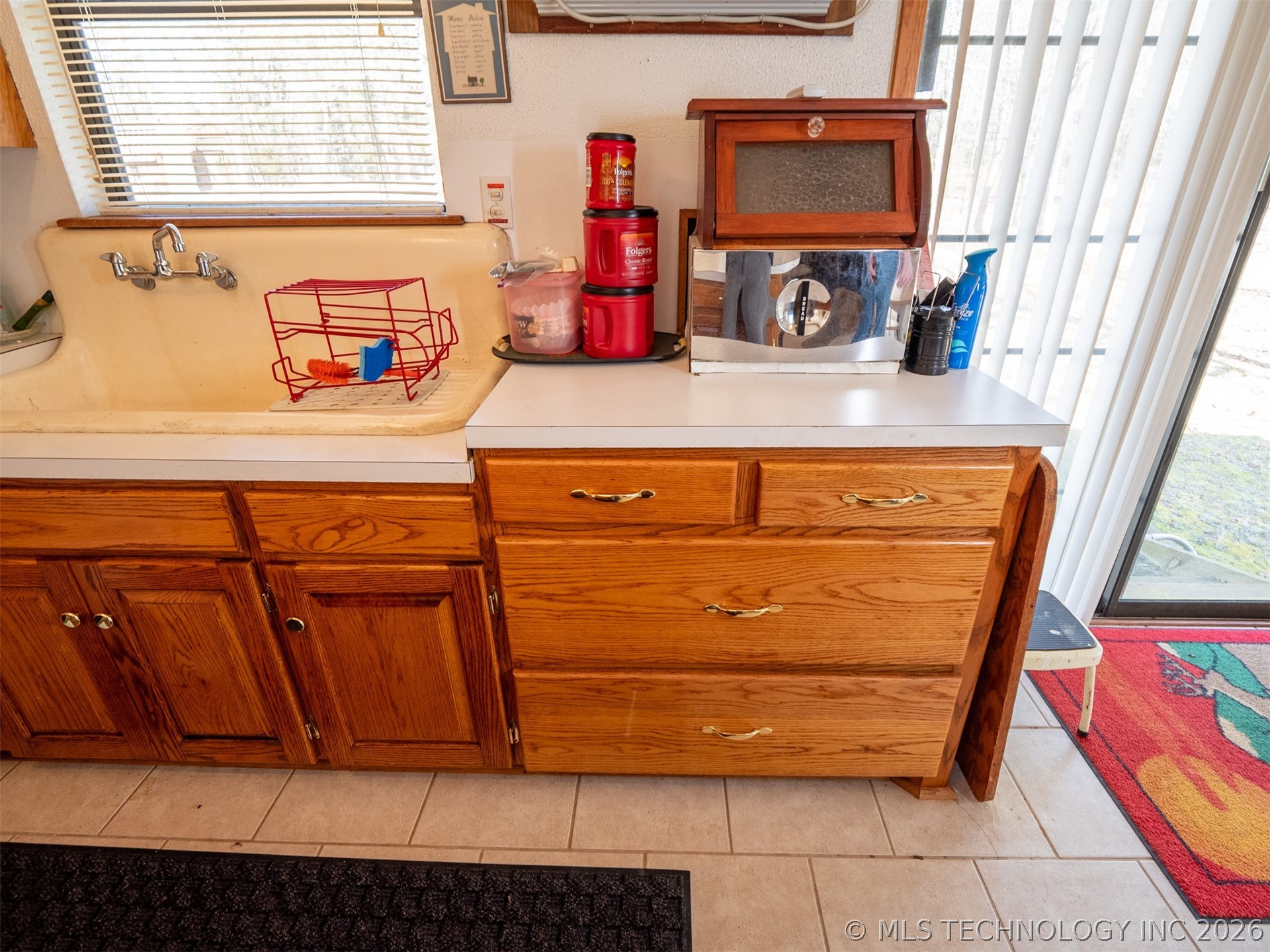 386 Ne A Property Photo 52
