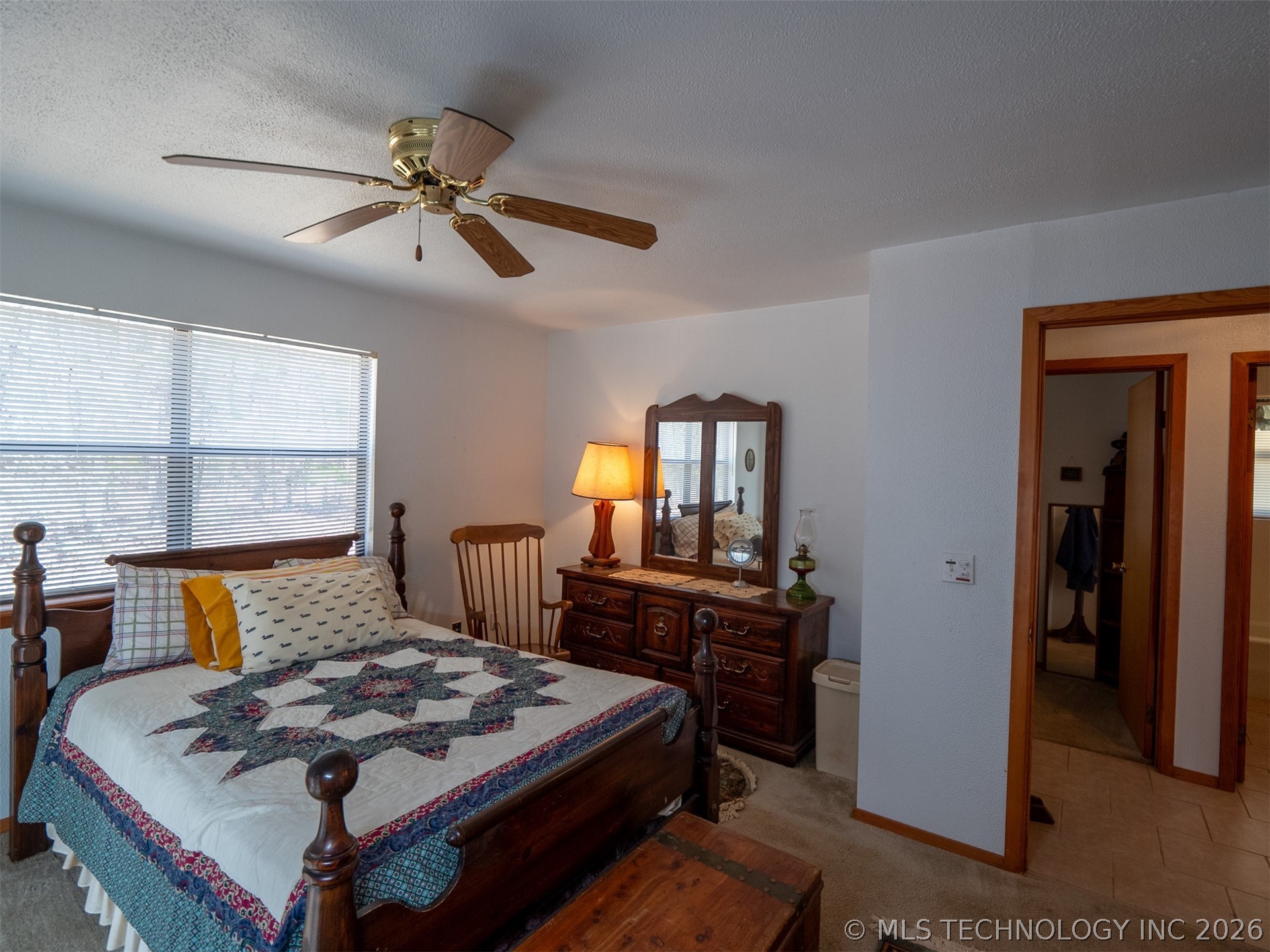 386 Ne A Property Photo 56