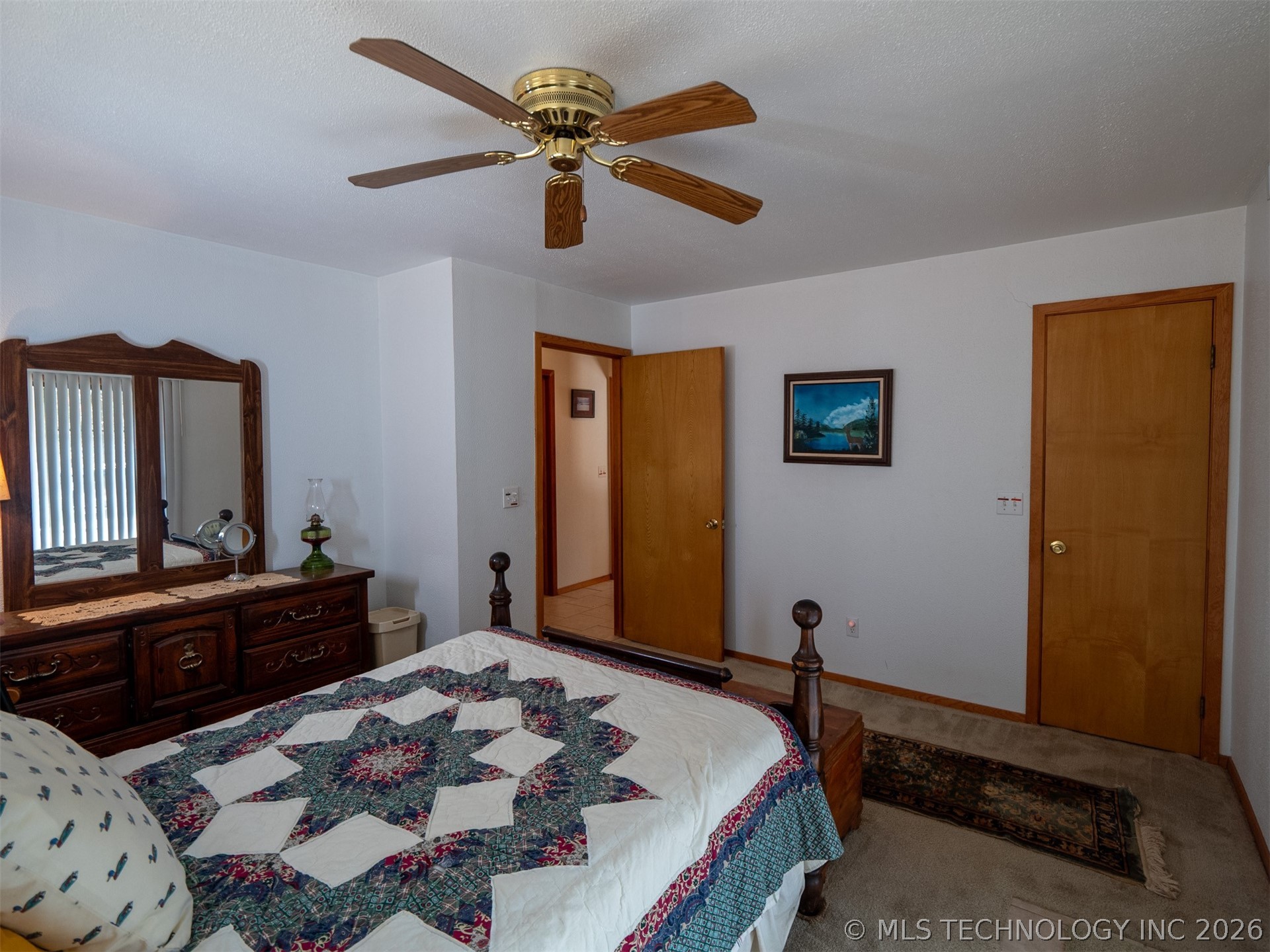 386 Ne A Property Photo 57