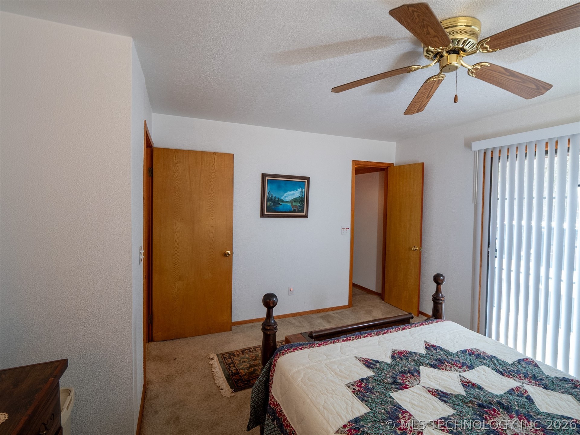 386 Ne A Property Photo 58