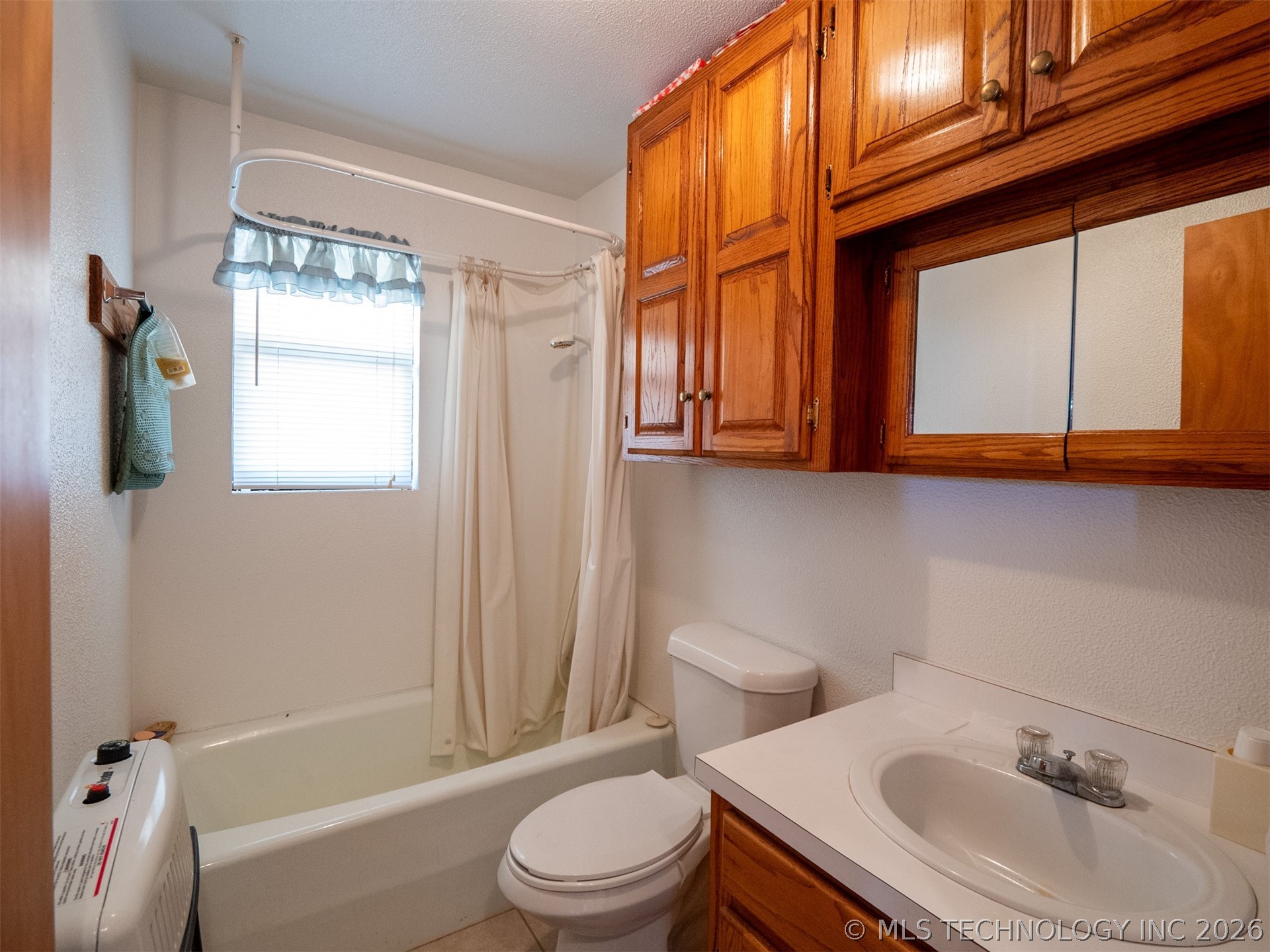 386 Ne A Property Photo 59