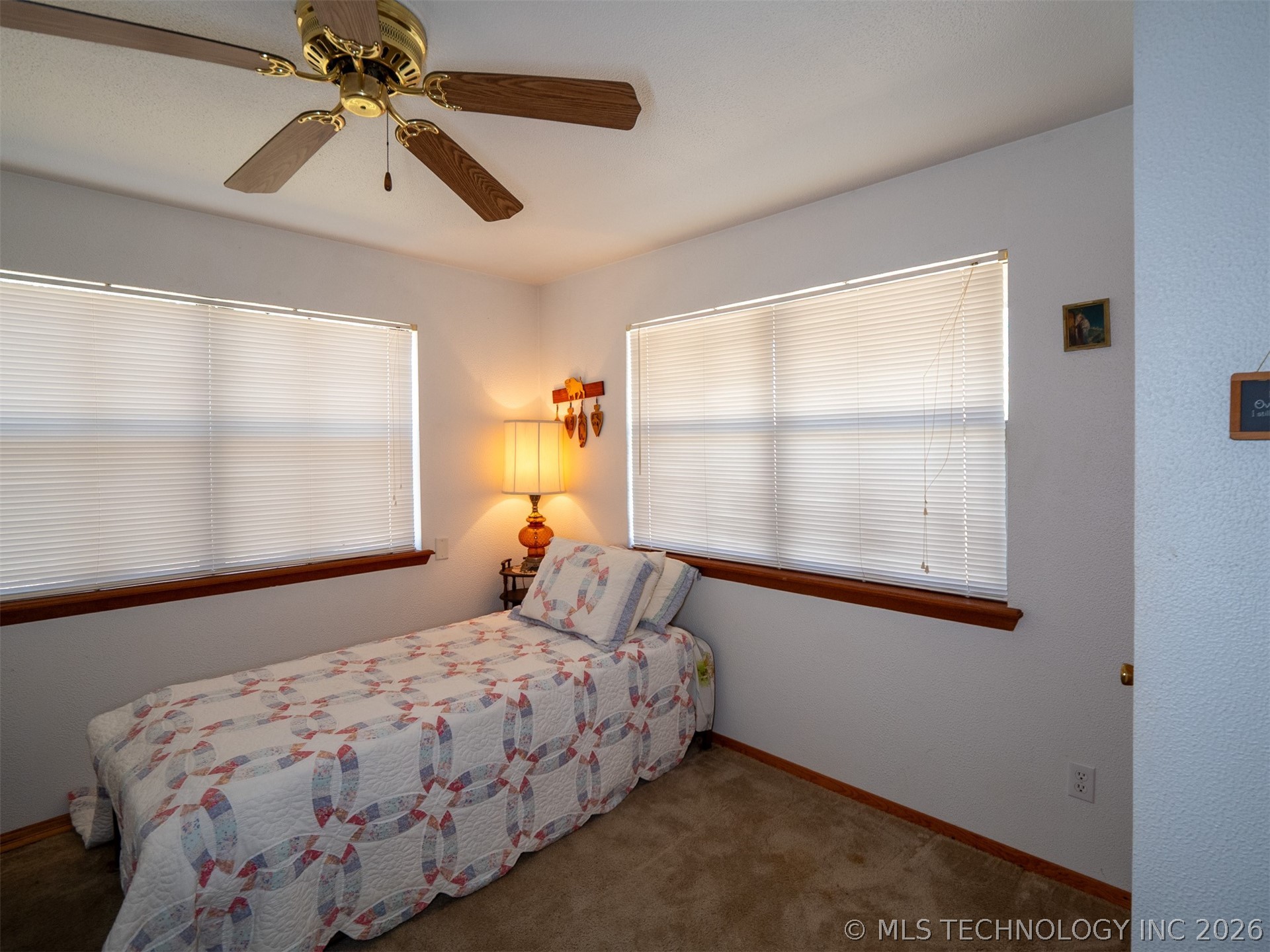 386 Ne A Property Photo 62