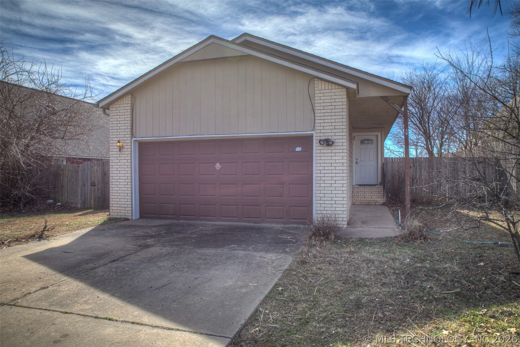 1712 W 57th Place Property Photo 1