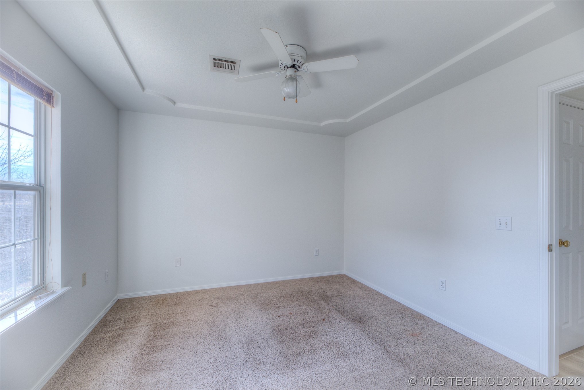 1712 W 57th Place Property Photo 13