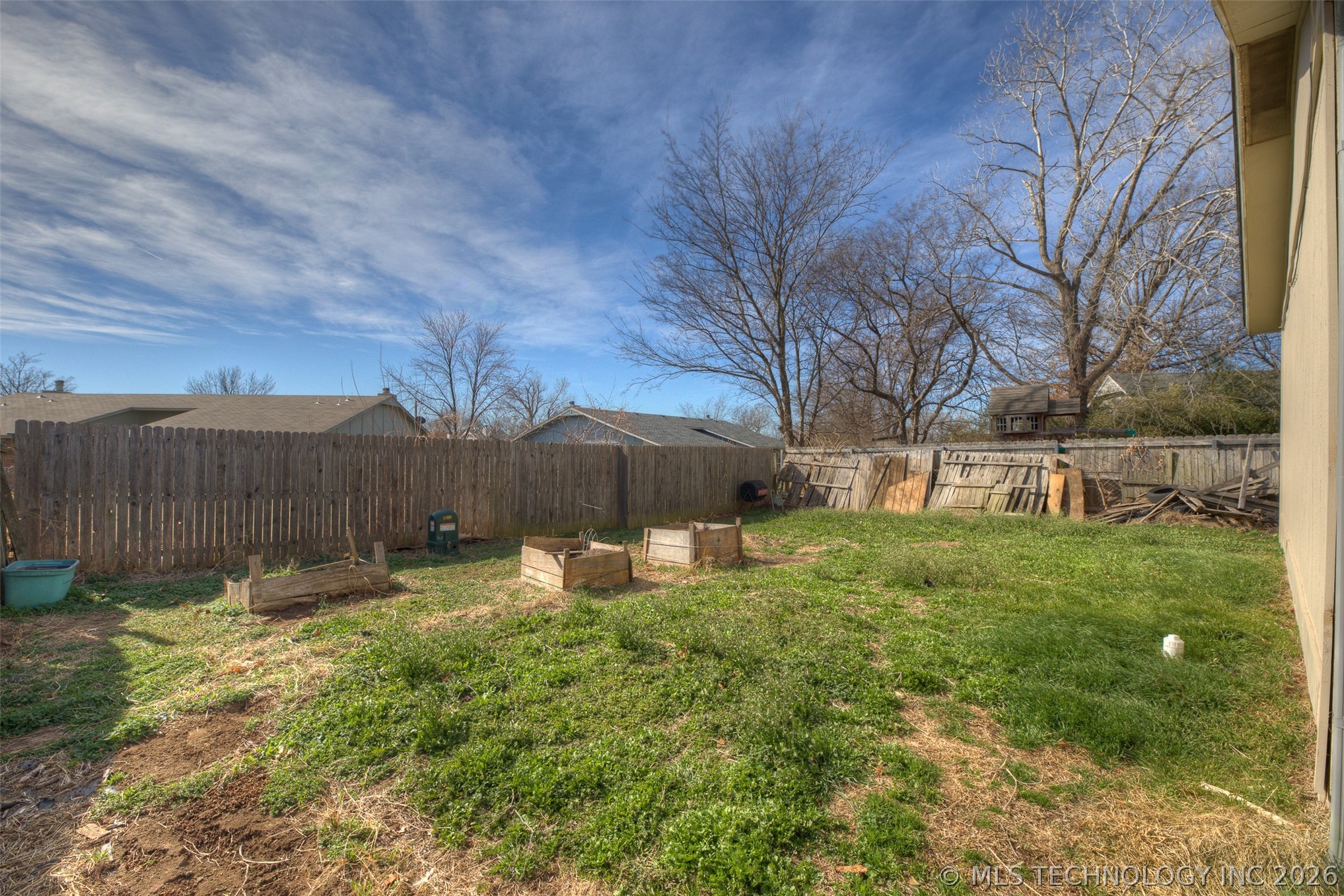 1712 W 57th Place Property Photo 22