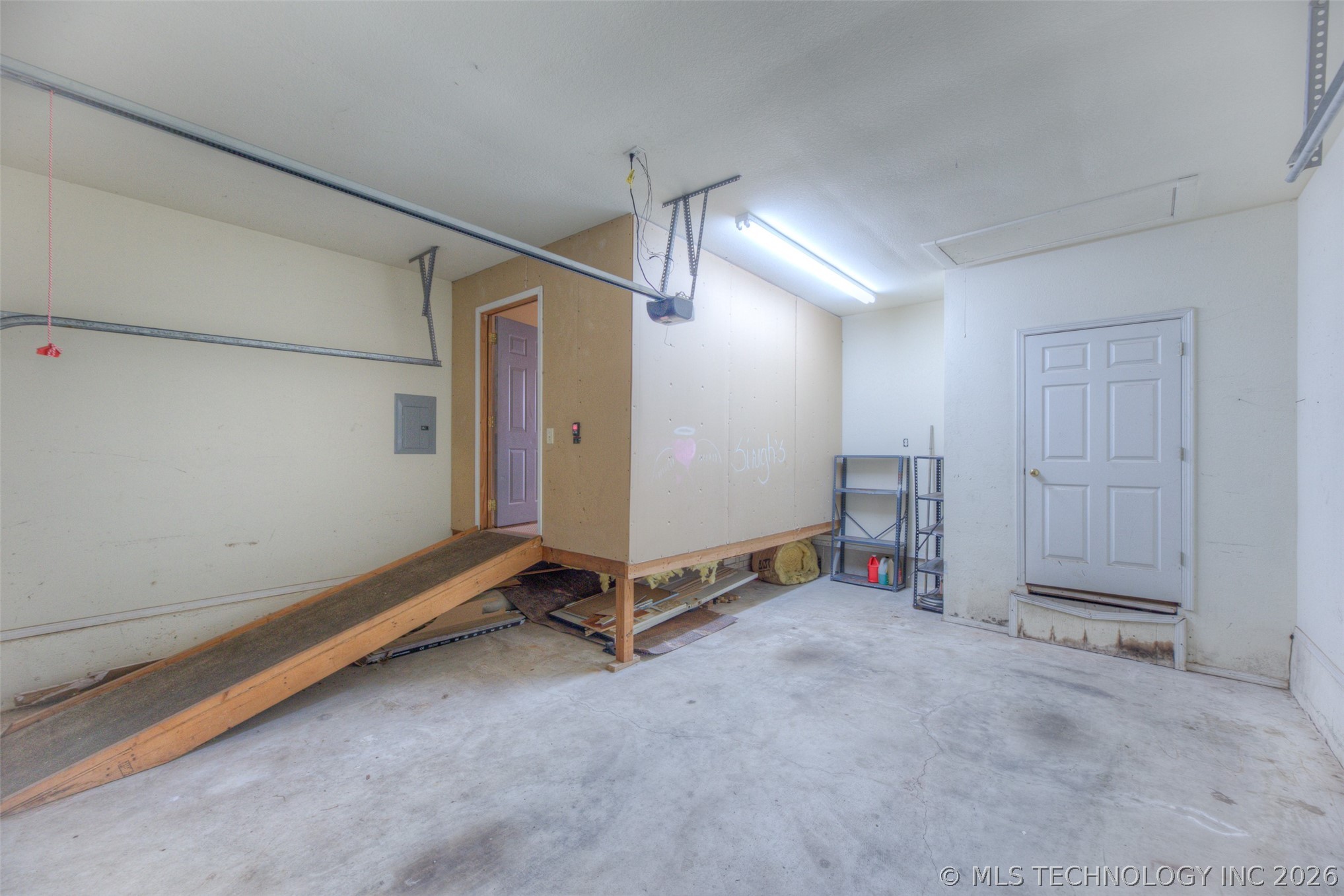 1712 W 57th Place Property Photo 23