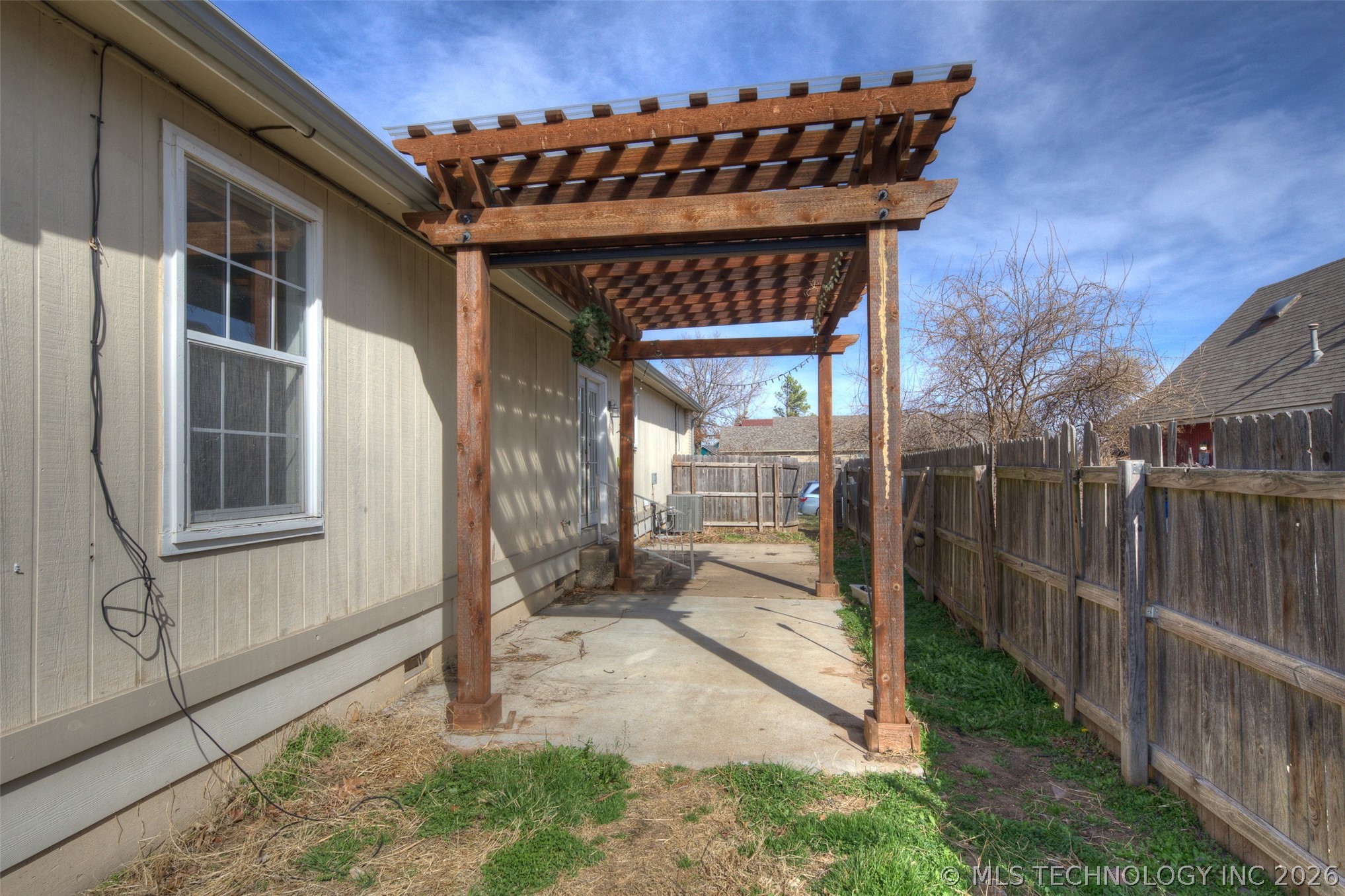 1712 W 57th Place Property Photo 24