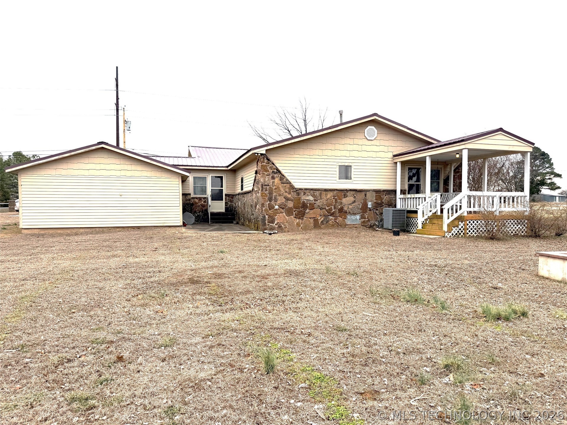 2009 N Hillcrest Drive Property Photo 4