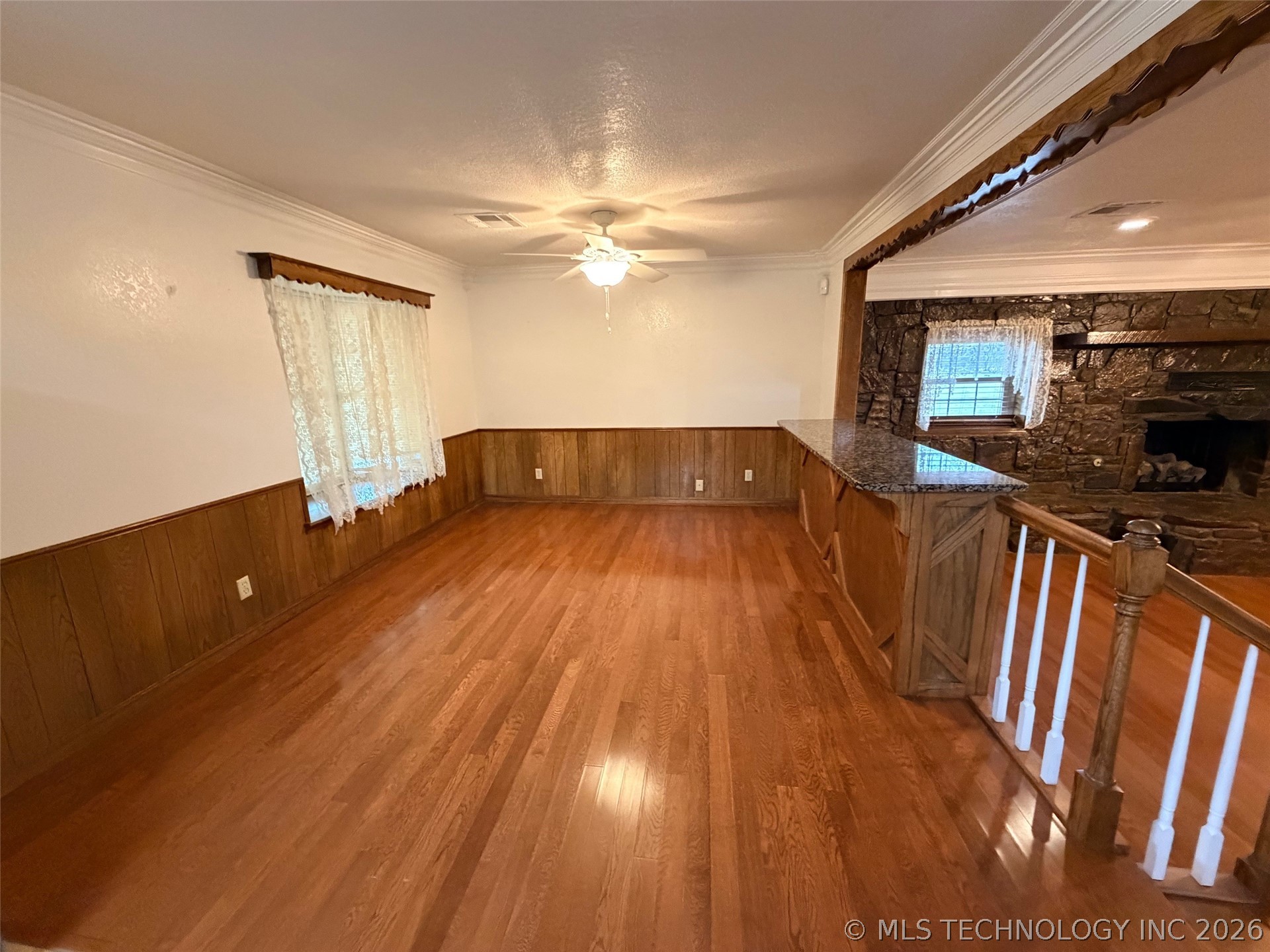 2009 N Hillcrest Drive Property Photo 10