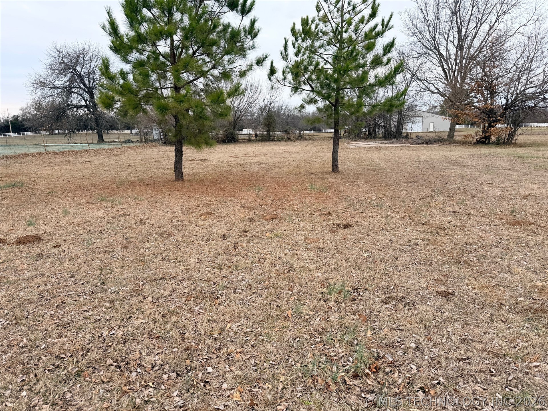 2009 N Hillcrest Drive Property Photo 28