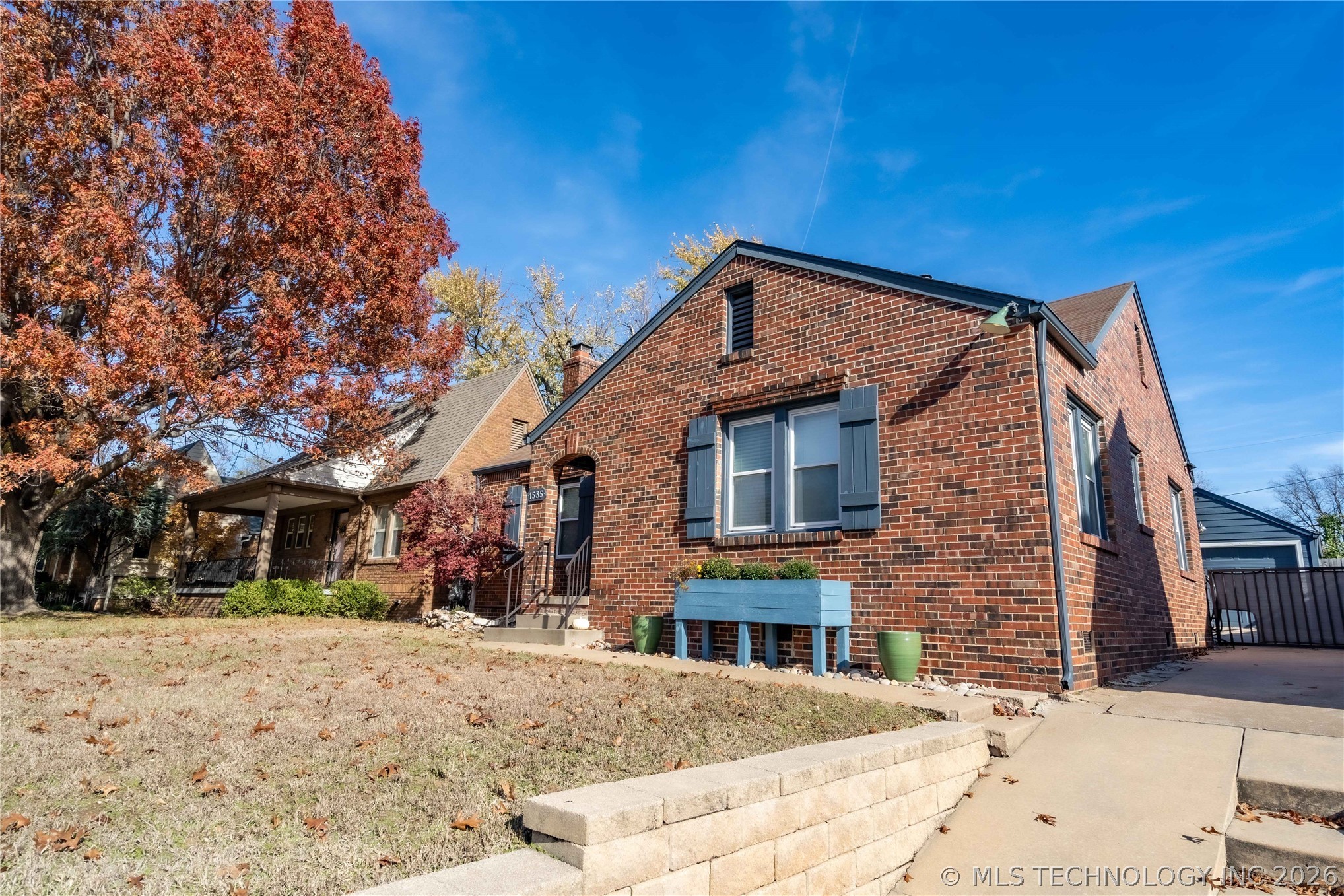 1535 S Atlanta Avenue Property Photo 3