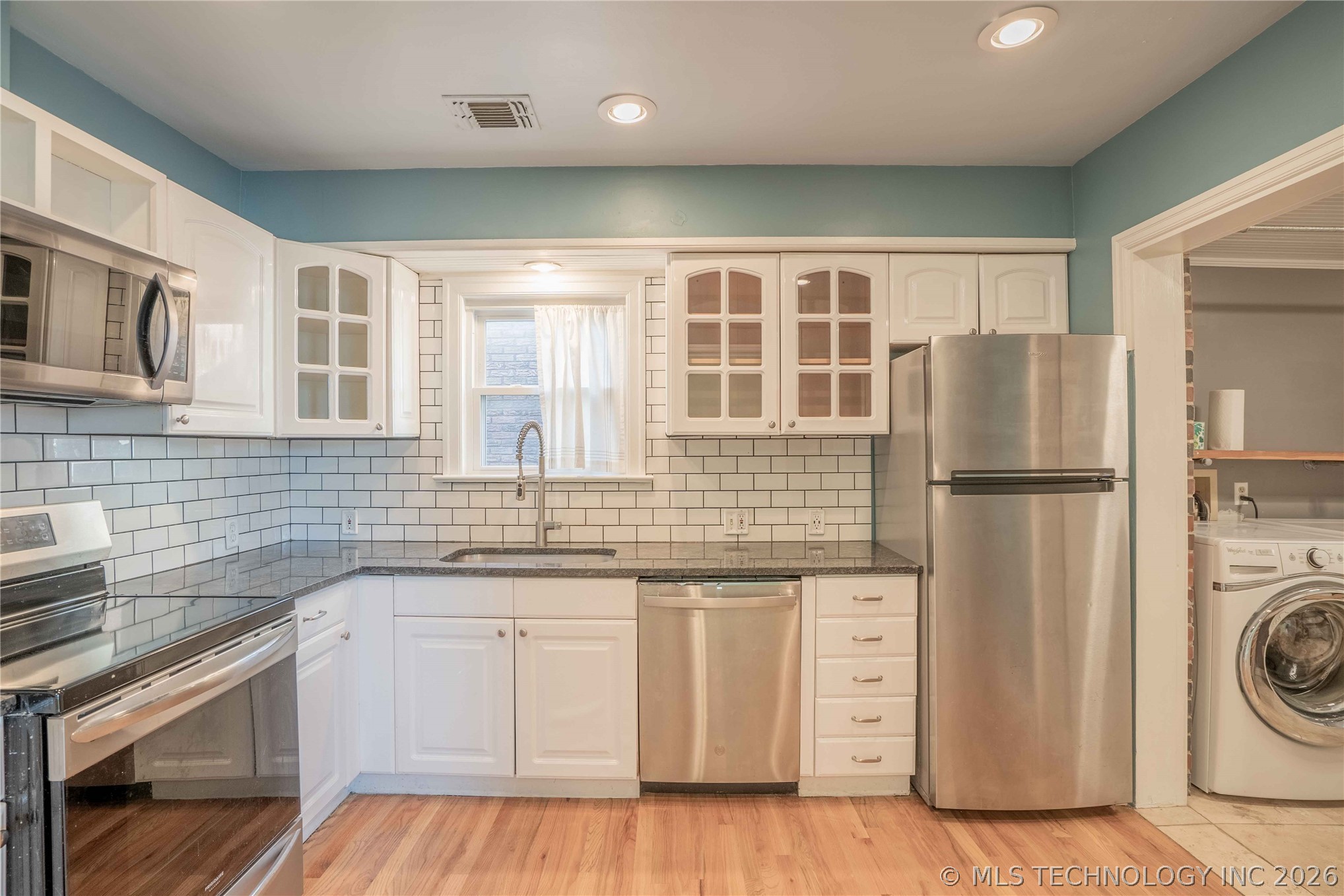 1535 S Atlanta Avenue Property Photo 10