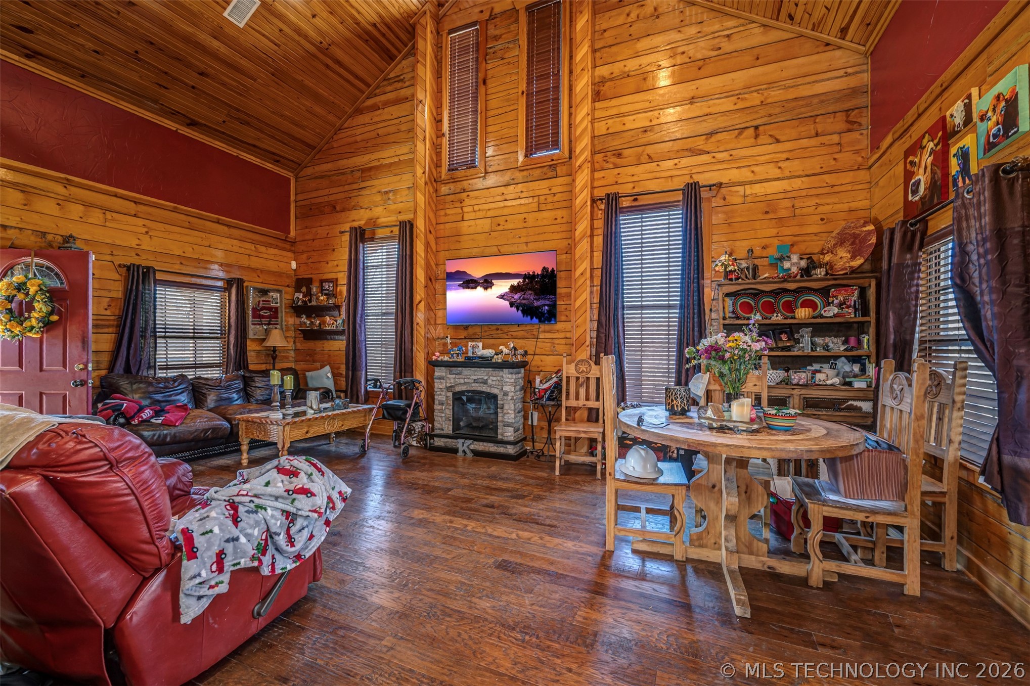681 House Creek Property Photo 10