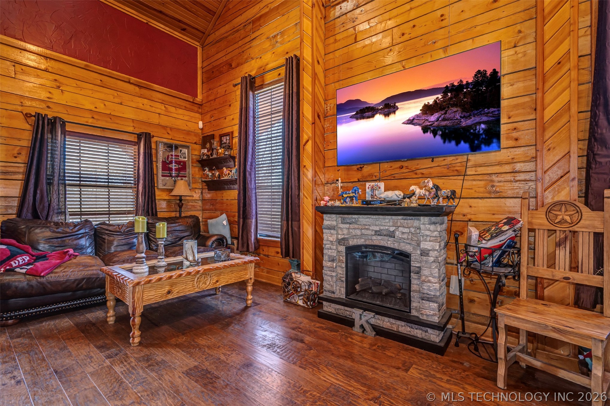 681 House Creek Property Photo 12