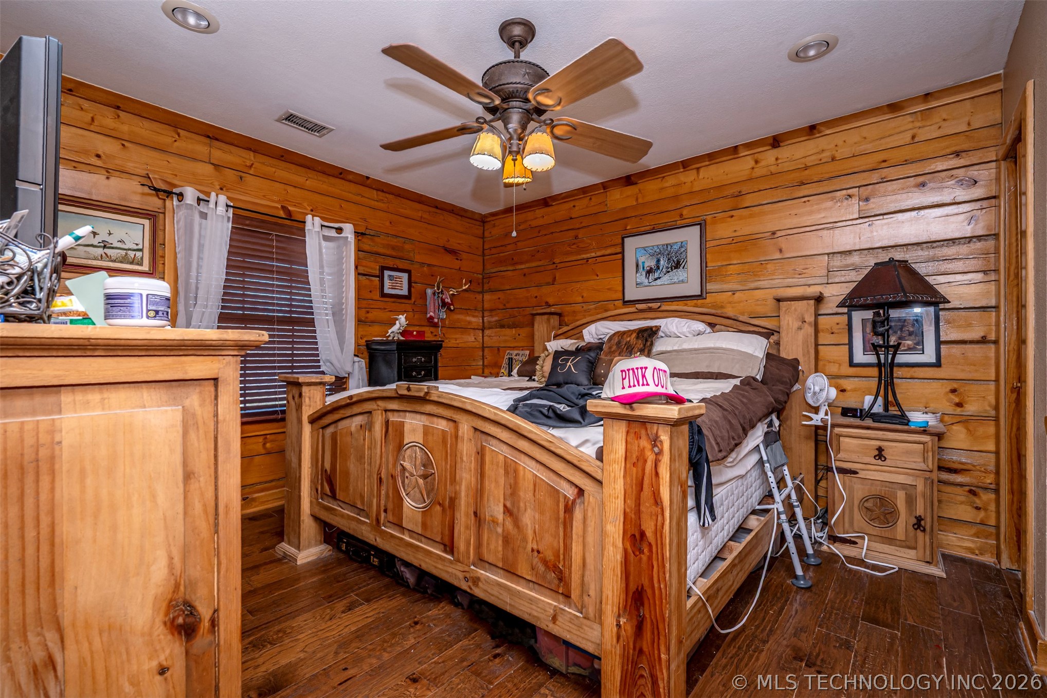 681 House Creek Property Photo 16