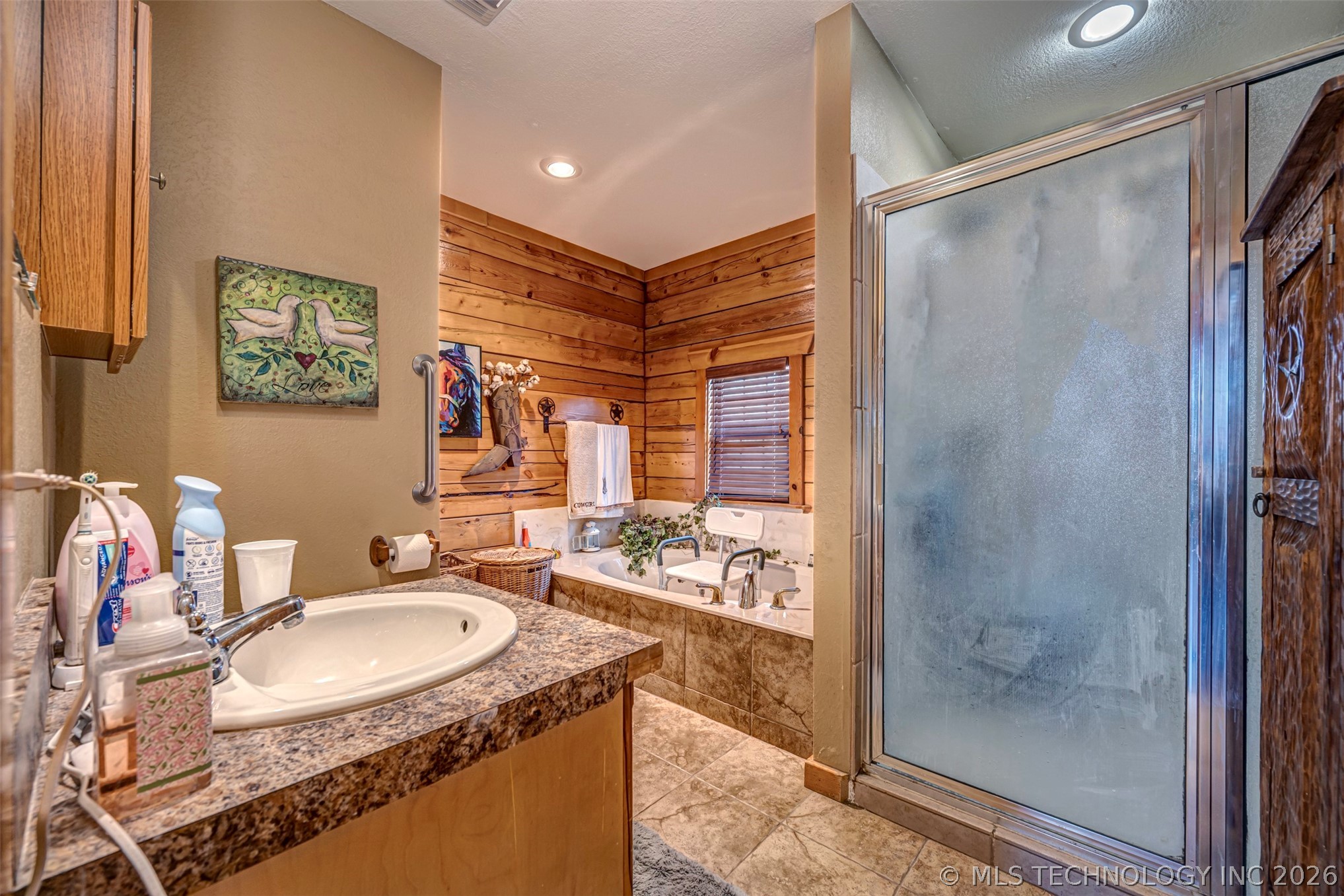 681 House Creek Property Photo 17