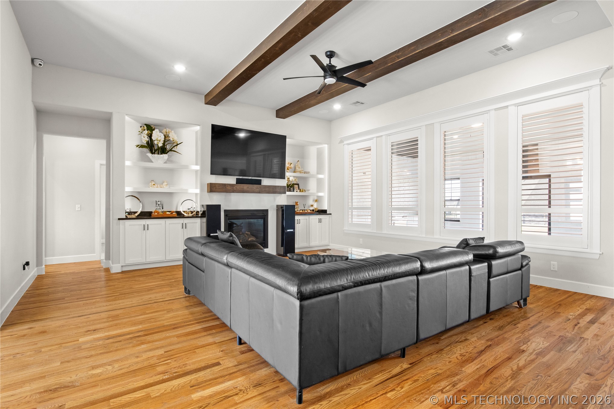 8202 N 150th East Avenue Property Photo 10