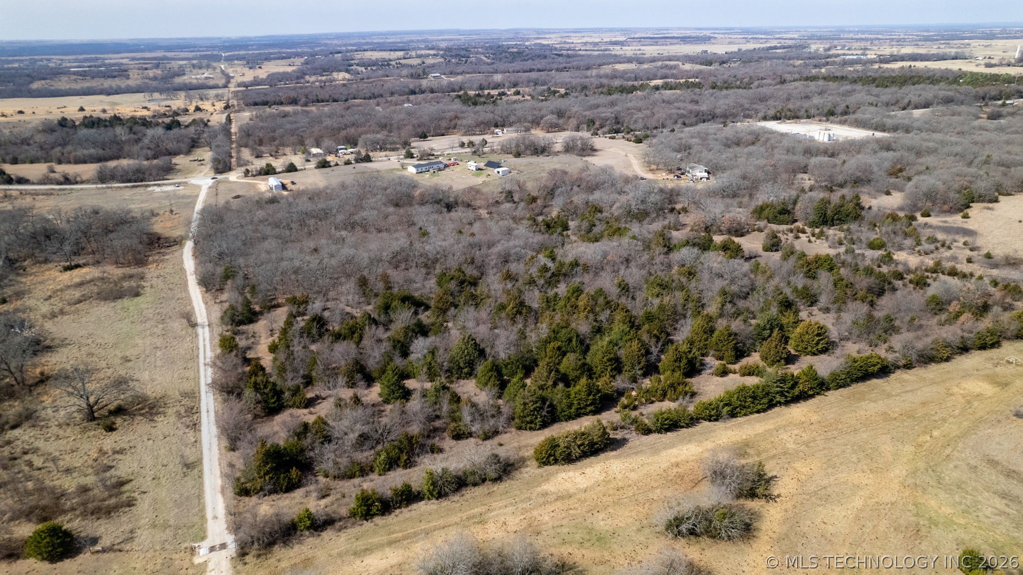 00 Bridgeview Property Photo 3