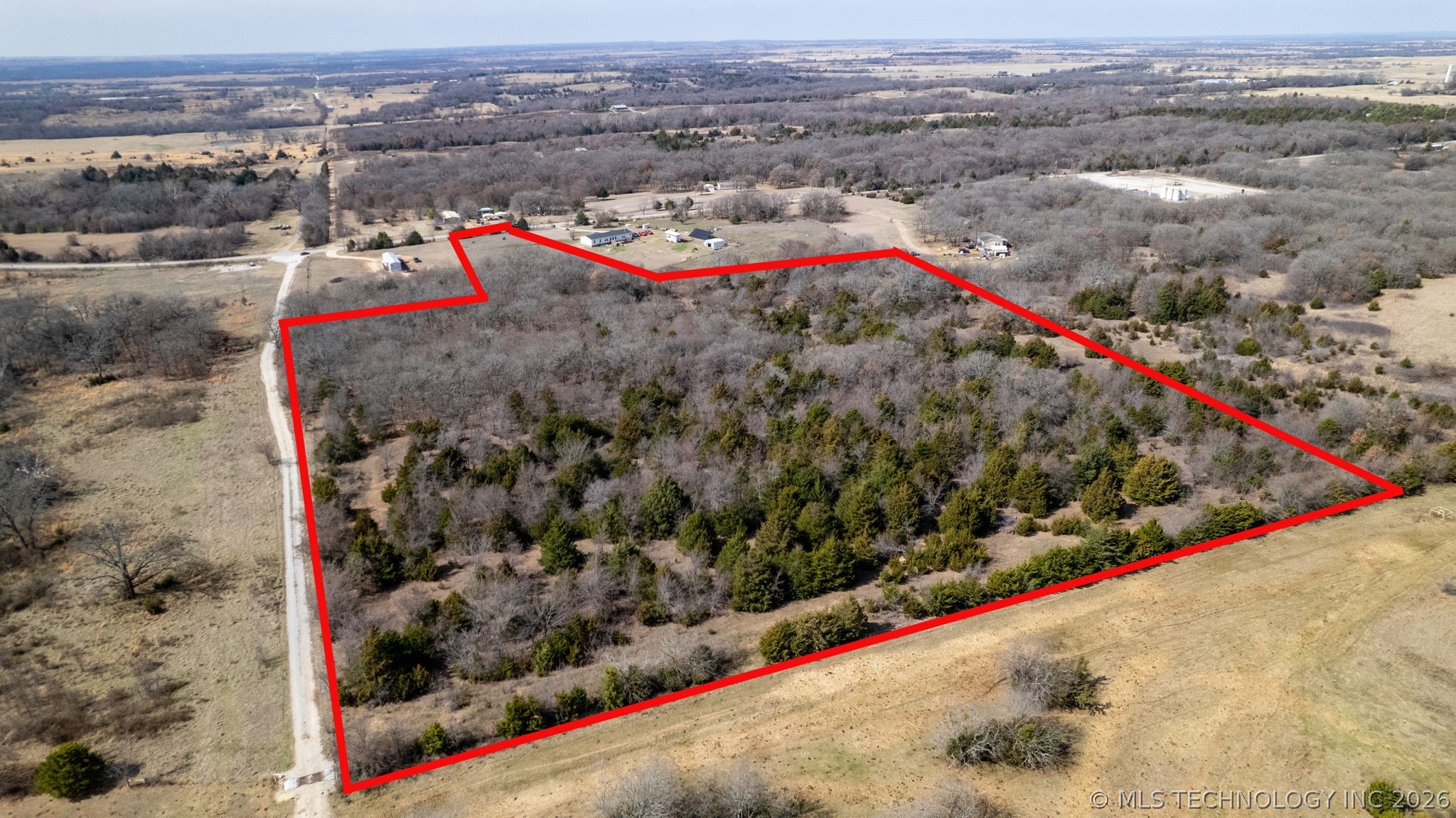 00 Bridgeview Property Photo 6