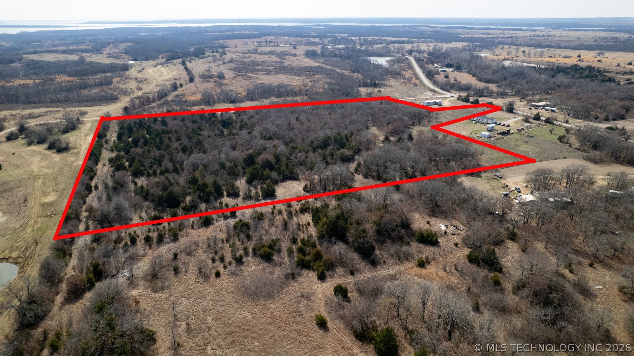 00 Bridgeview Property Photo 7