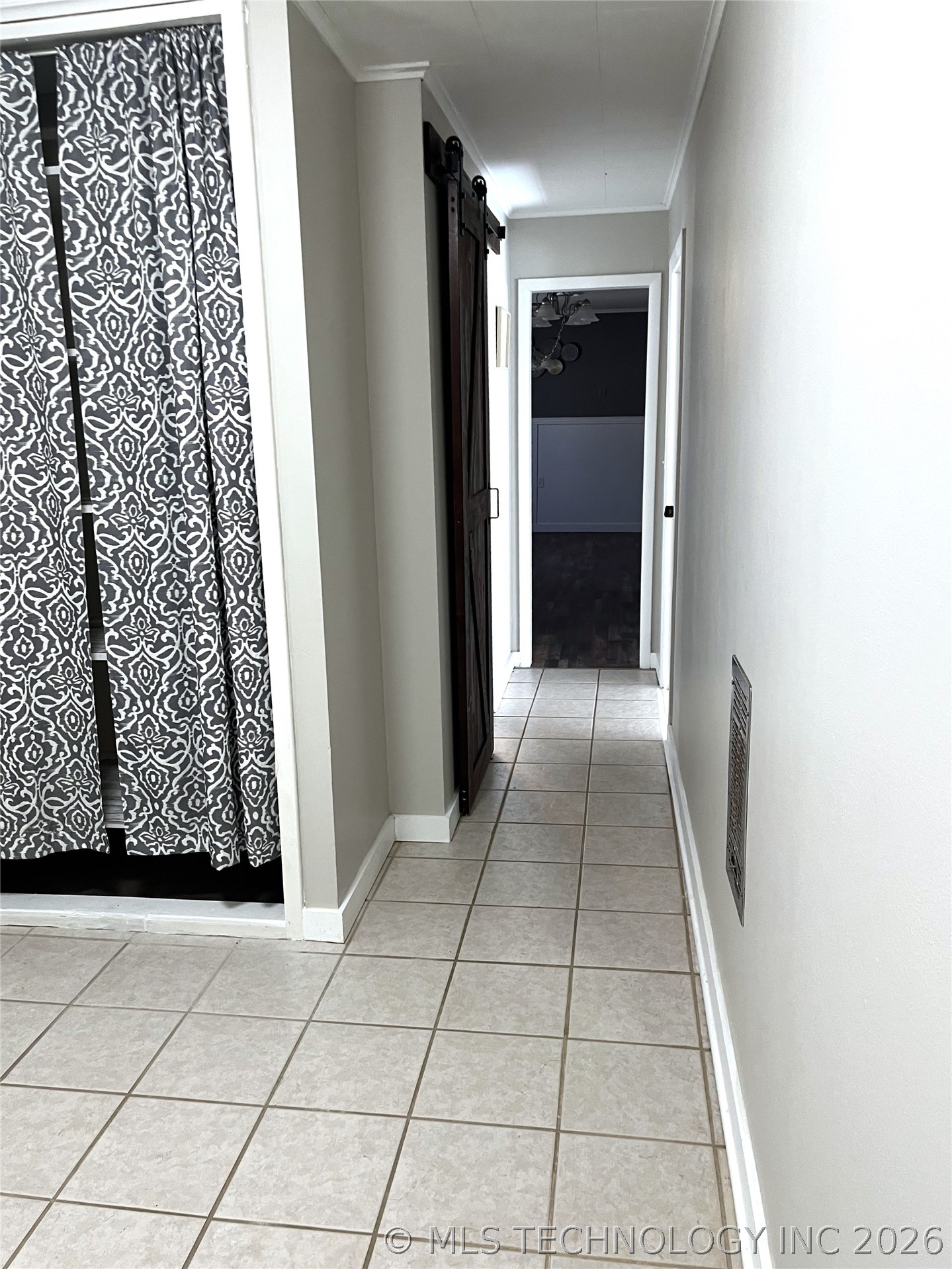205 Park Place S Property Photo 52