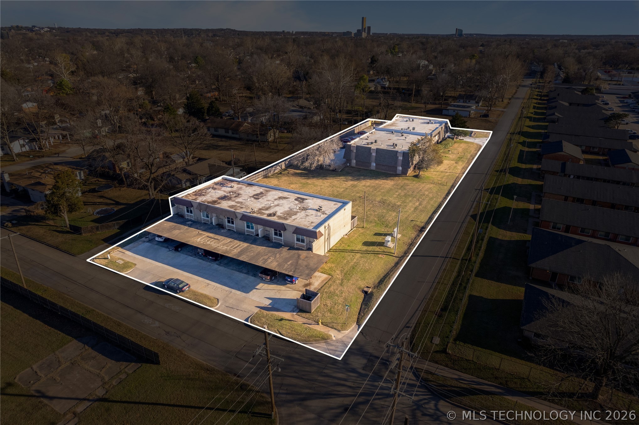 5623 S Quincy Avenue Property Photo 22