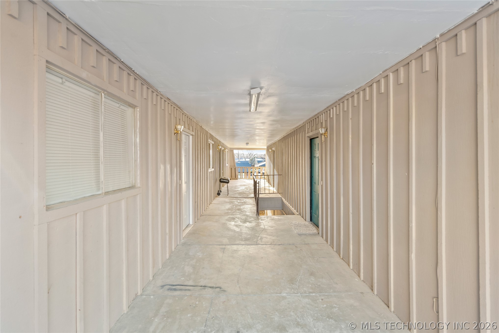 5623 S Quincy Avenue Property Photo 37