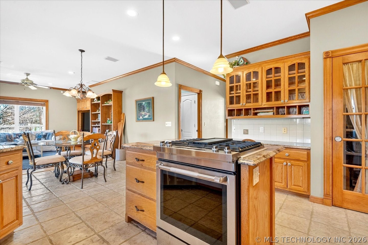 2501 Kingston Drive Property Photo 14