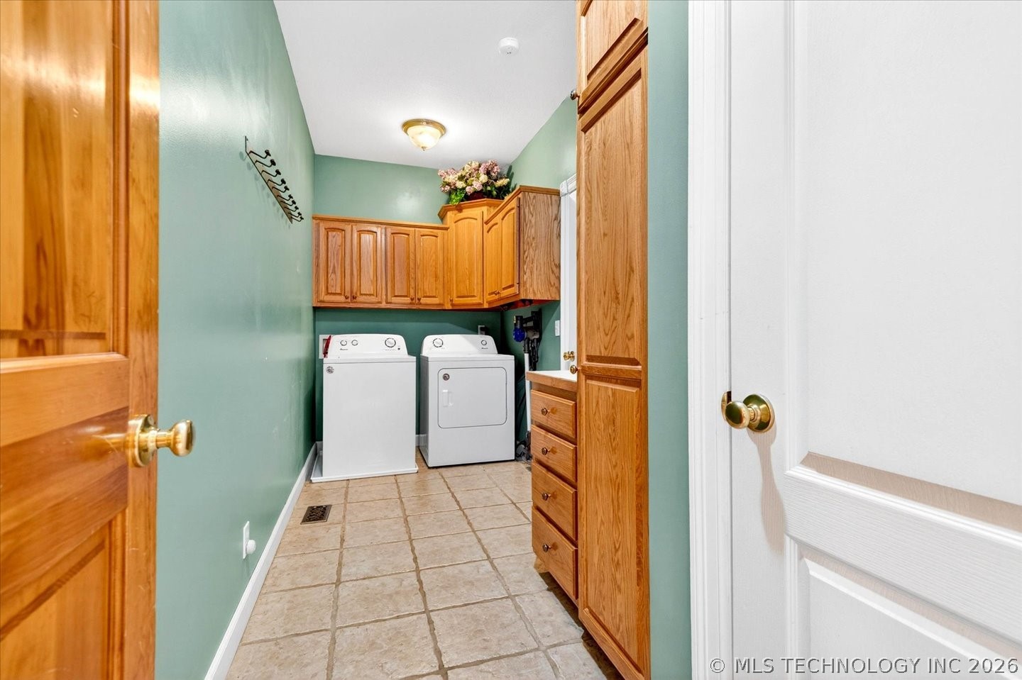 2501 Kingston Drive Property Photo 35