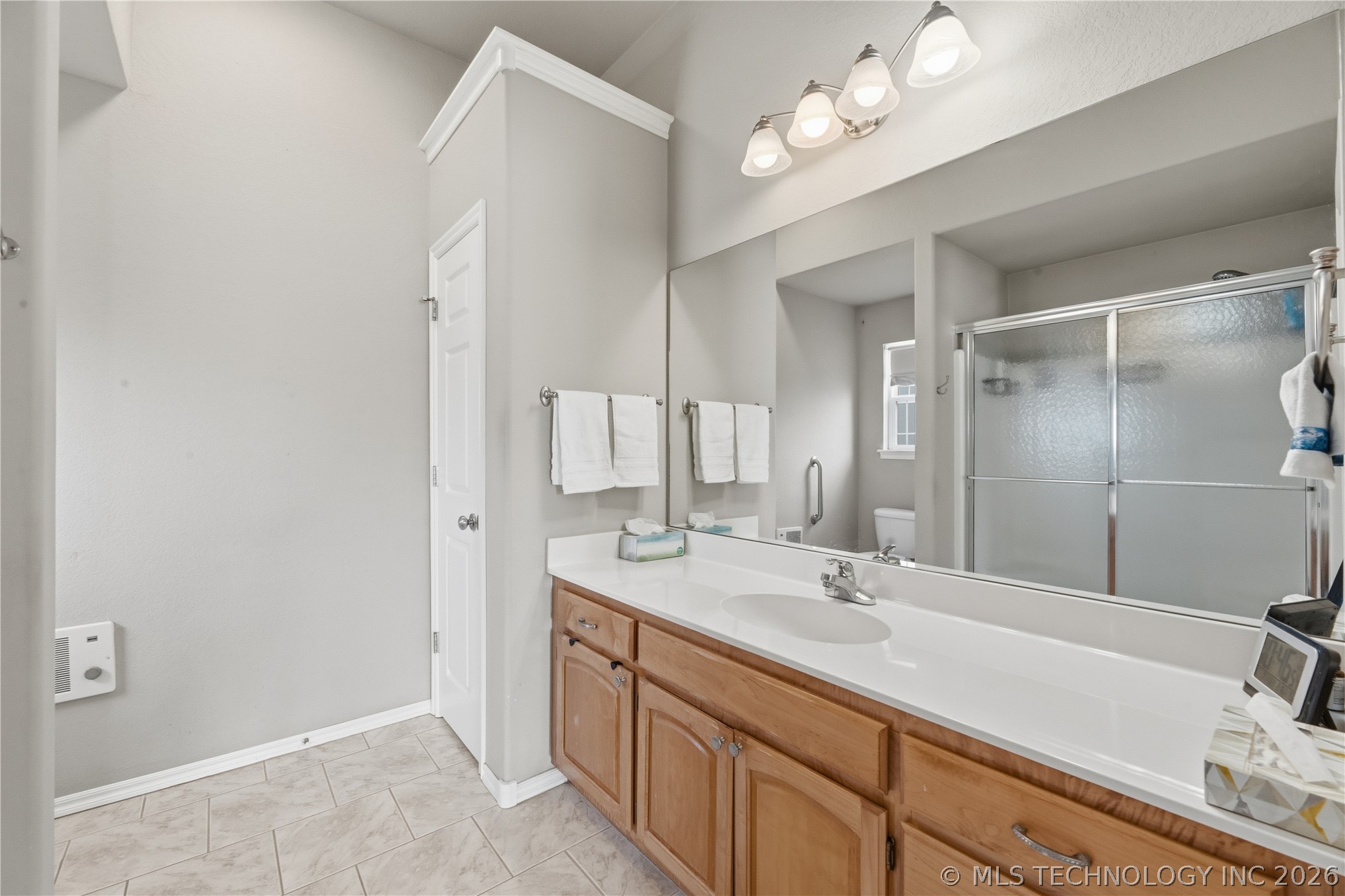 701 E Boston Street Property Photo 14