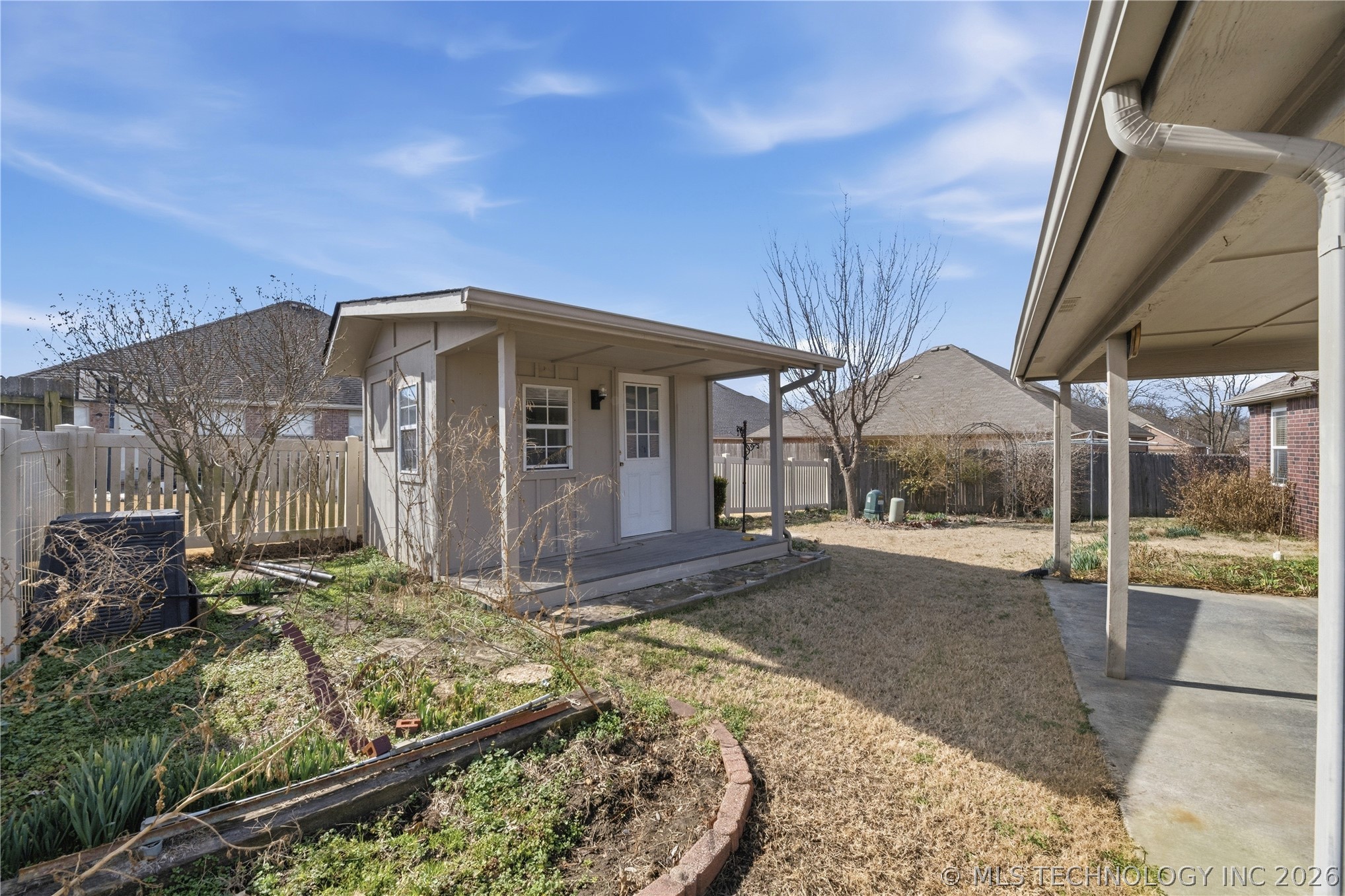 701 E Boston Street Property Photo 26
