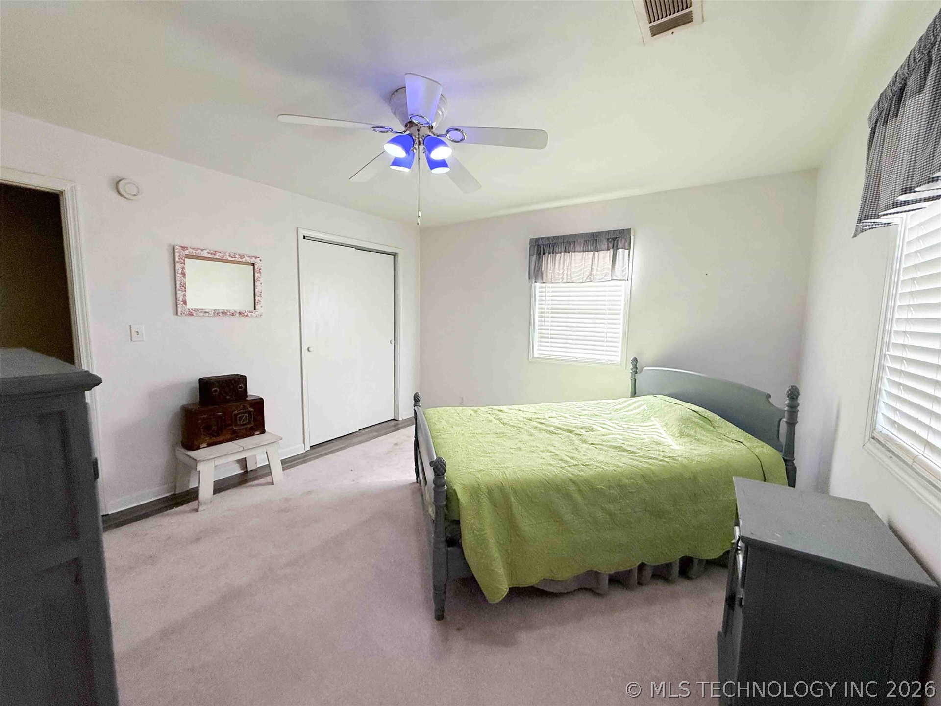 402 N Grant Avenue Property Photo 11