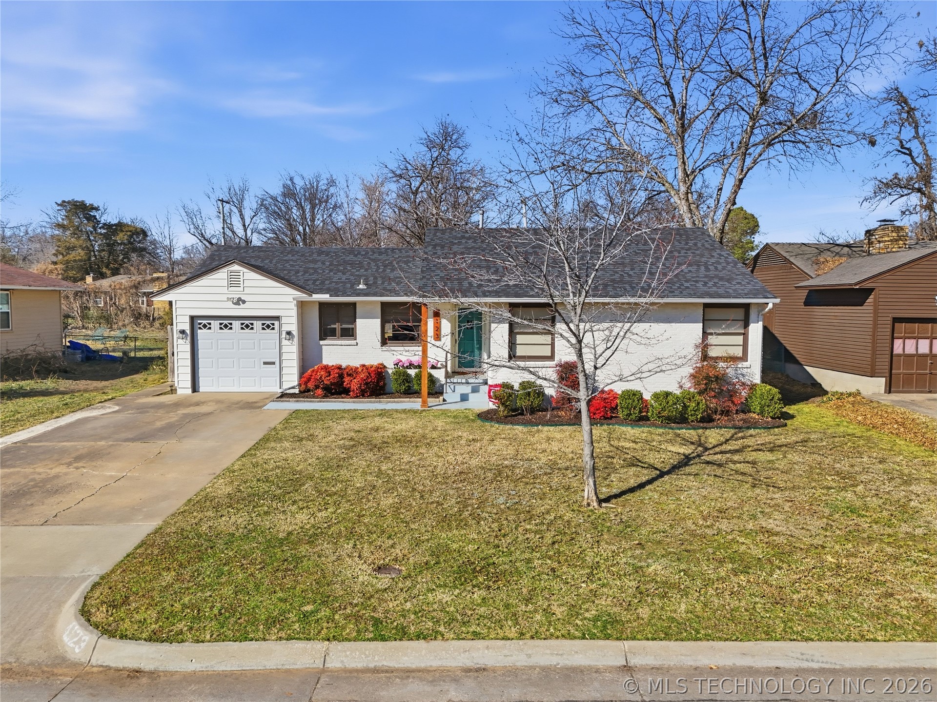 4123 E 37th Place Property Photo 2