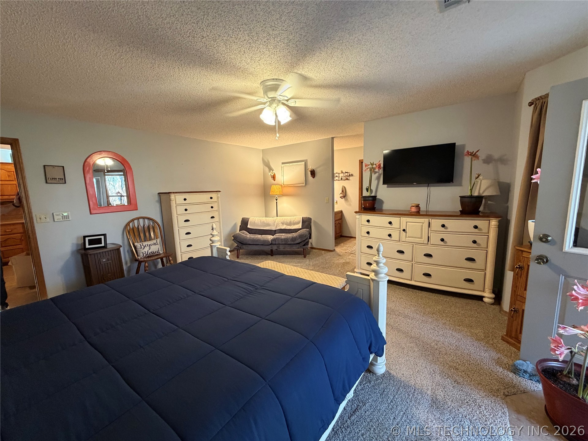 1302 N Miami Avenue Property Photo 8