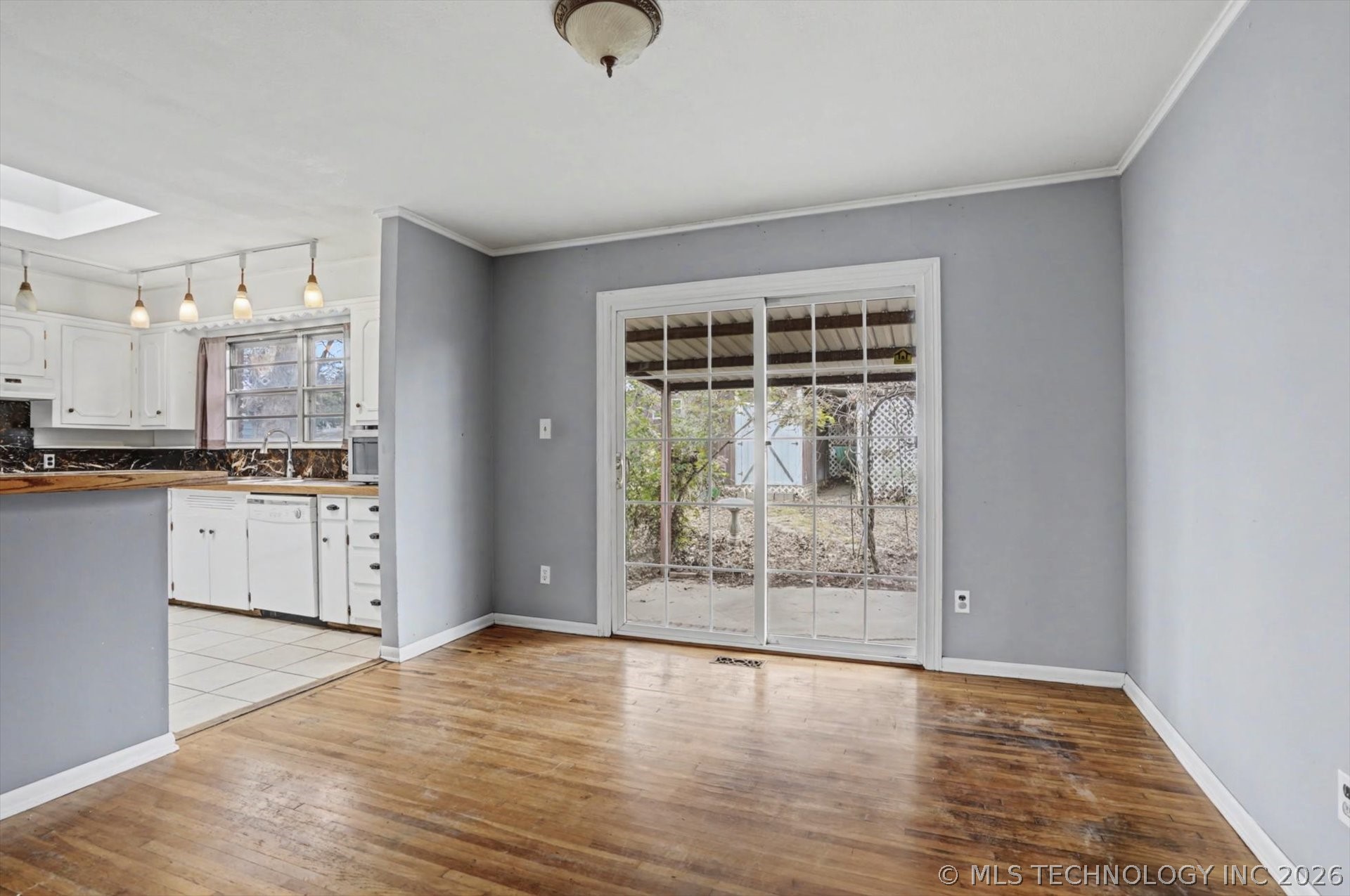 6717 E 30th Street Property Photo 6